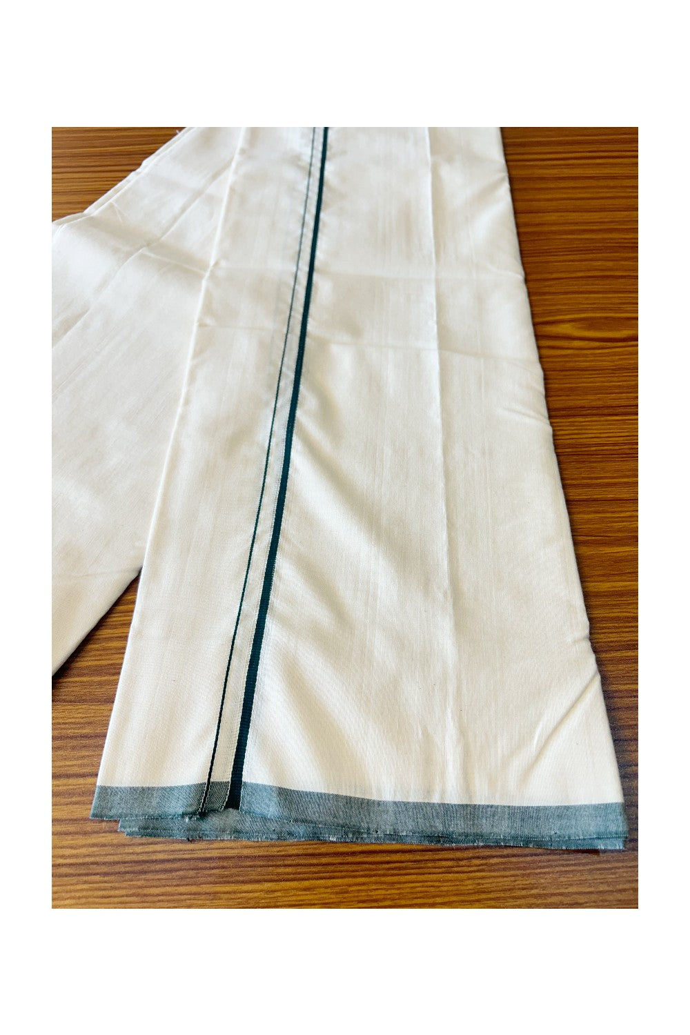Signature Kaitharikada Exclusive Ssingle Dhoti - 100% Cotton Balaramapuram Handloom Single Mundu/Dhoti - Off White - (Unbleached)1.5 cm Green Kara (2 metre / 4 muzham) - 1KK467KAI