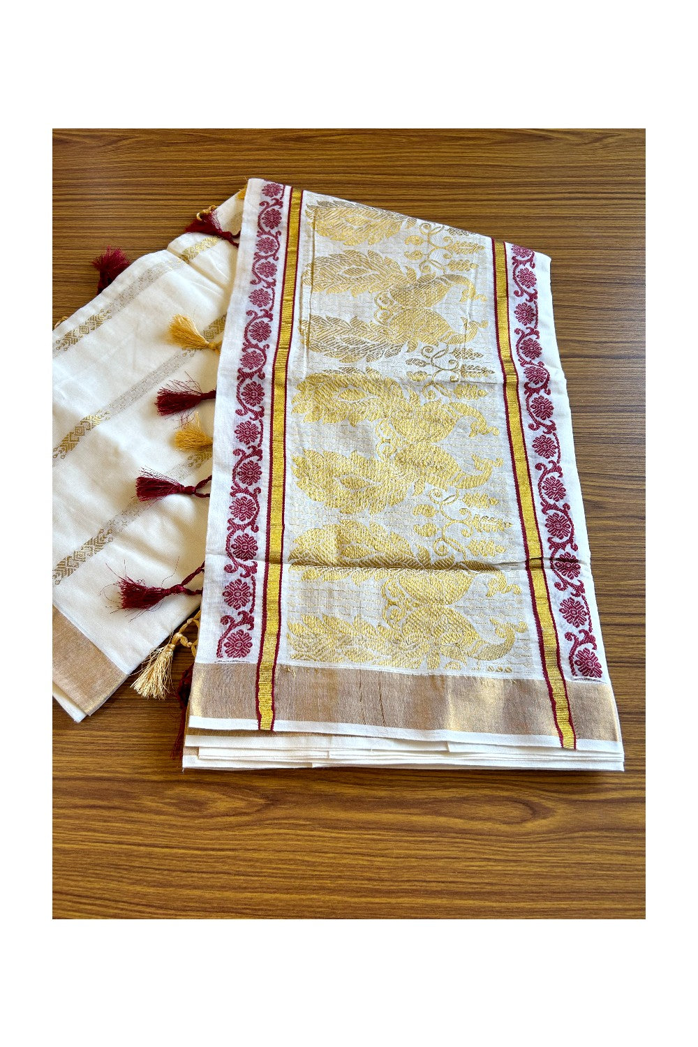 24% Discount!!! Kaitharikada Kerala Cotton Saree Off white - 29.5 inch Maroon & Kasav Zari with Peacock Pattern Putta Design- 1KK1002JEE