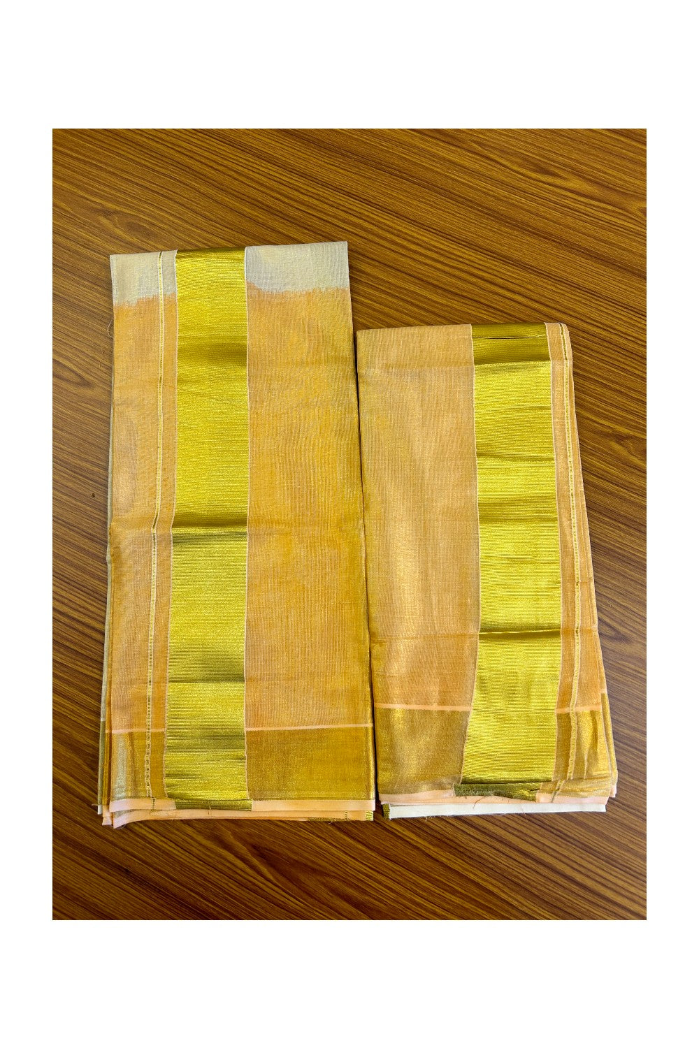 36% Discount!! KaithariKada - Kerala Tissue SINGLE SET MUND FOR WOMEN - Tie & Dye Half Light Orange Colour Design - Kasavu Big Kara - 1KK491MUR