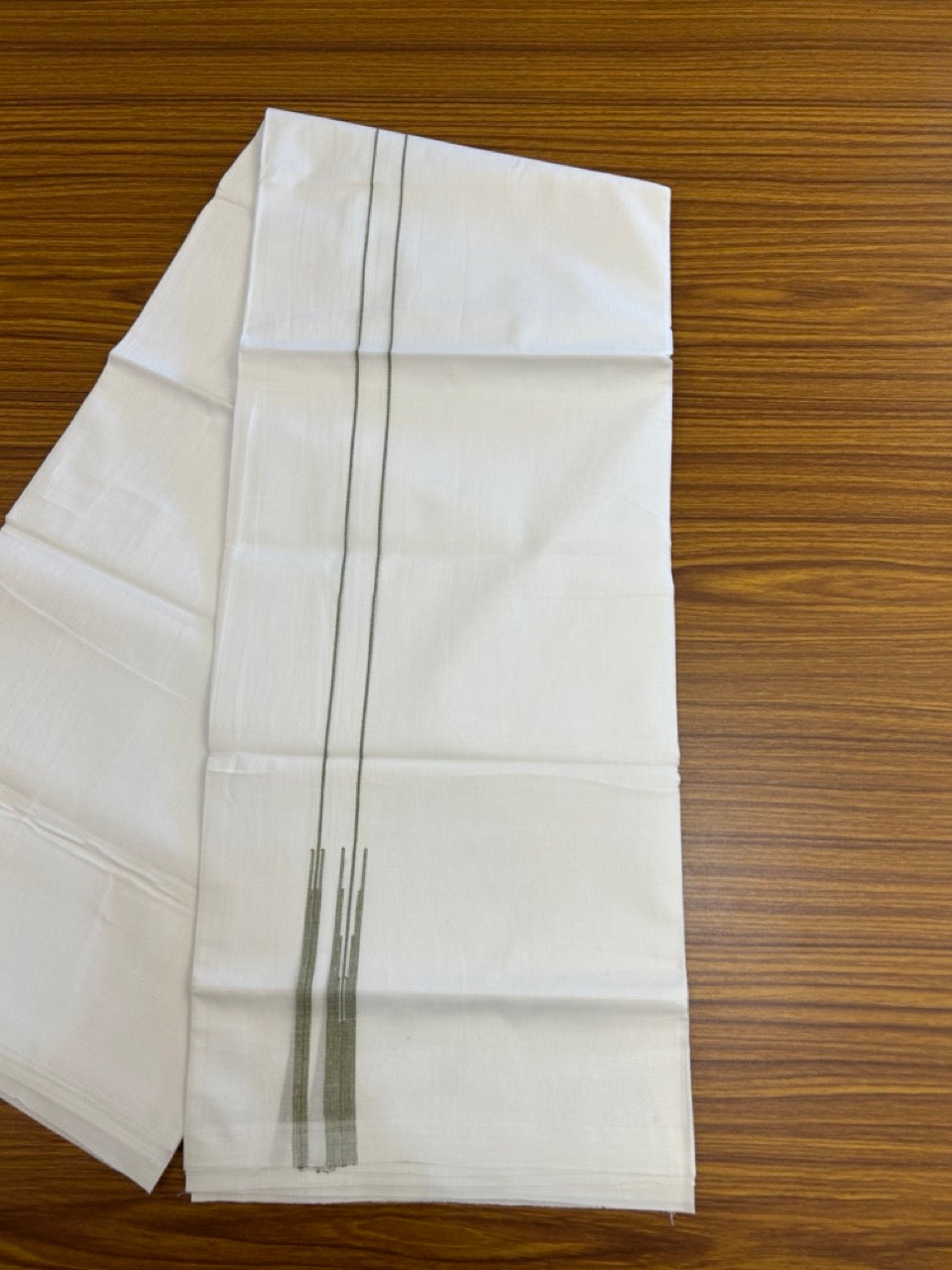 20% DISCOUNT!! NEW!! KaithariKada Balaramapuram 100% Cotton PURE WHITE Double Mundu/Dhoti - (100x80)s - 0.75 inch Sage Green Line chutty - 1 KK5249 VIN