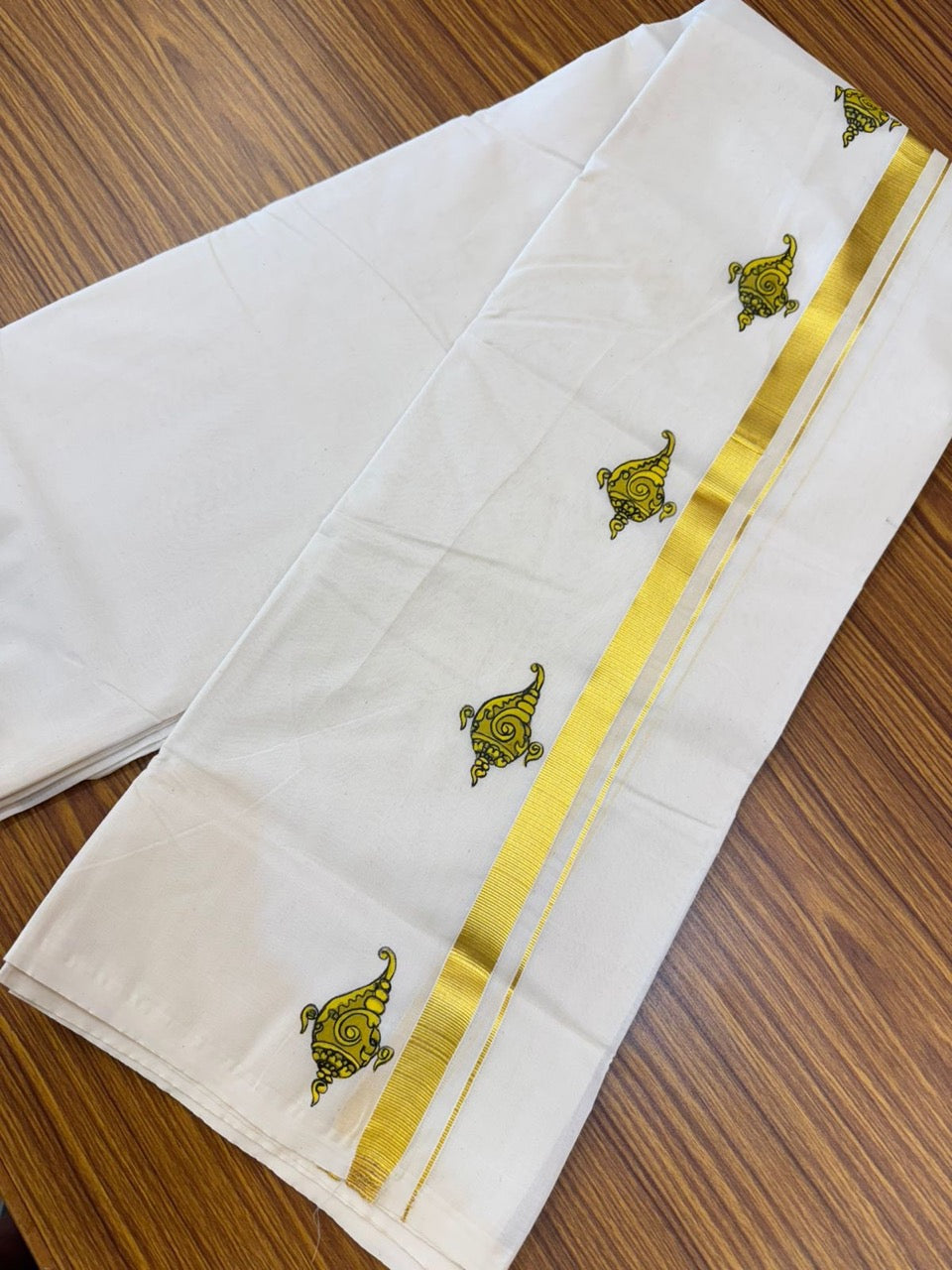 KaithariKada Balaramapuram 100% Cotton Double Off white - (Unbleached) Mundu/Dhoti-100x80 - 0.75 inch Hand Painted Gold Kasav Yellow & Black Mural Design Kara 3.75 mtr (8 muzham) - 1 KK5244 ASH