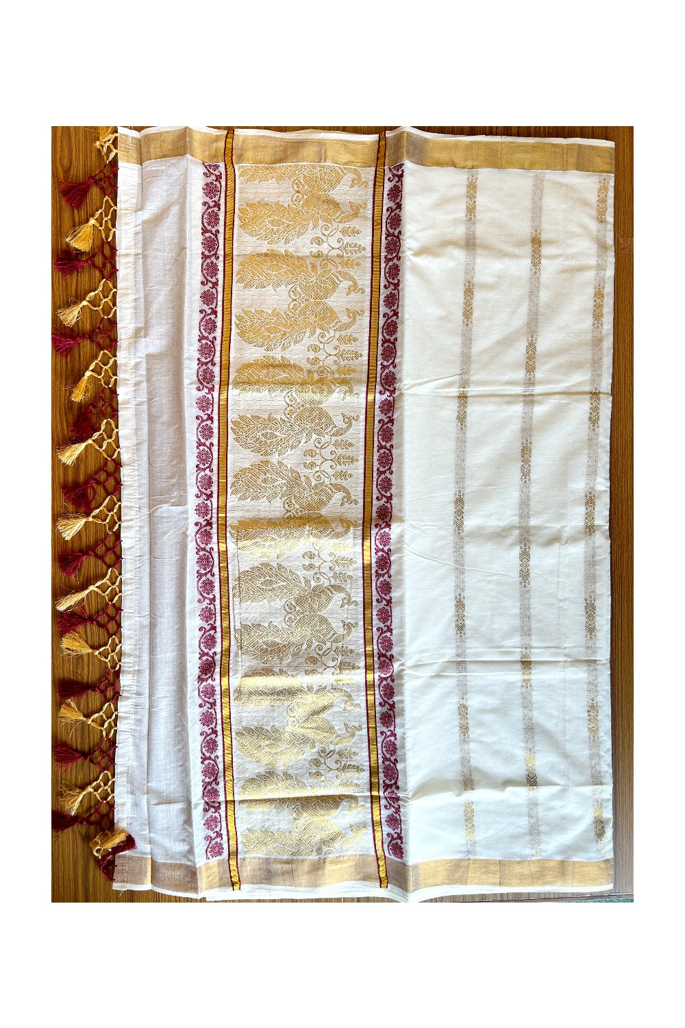 24% Discount!!! Kaitharikada Kerala Cotton Saree Off white - 29.5 inch Maroon & Kasav Zari with Peacock Pattern Putta Design- 1KK1002JEE