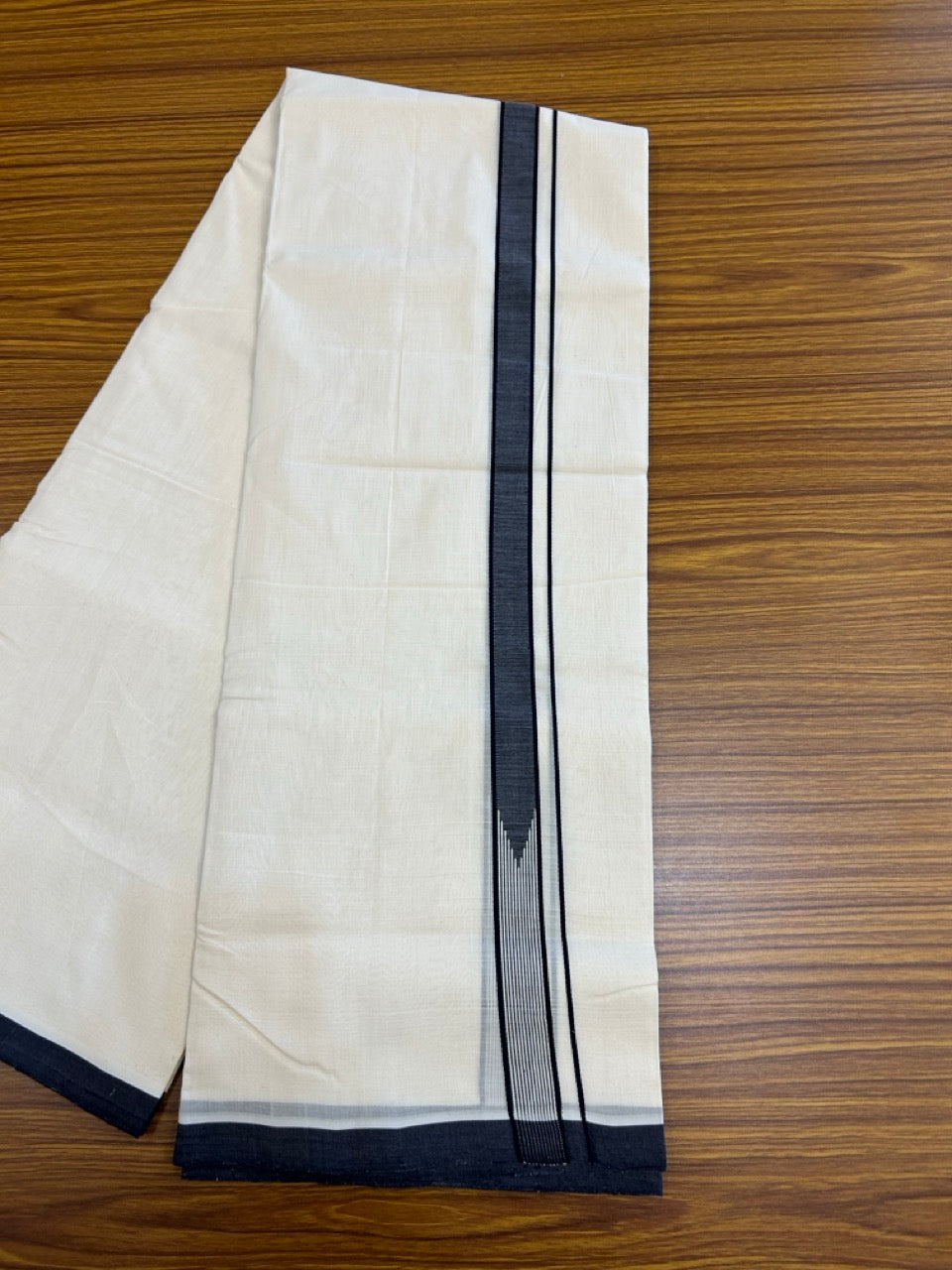 25% DISCOUNT!! KaithariKada HANDLOOM UNAKKUPAAV Balaramapuram - 100% PURE Cotton OFF White - (Unbleached) Double Mundu/Dothi - 100 x 80 - Black White Chutty Kara - 3.85meter - 10 KK5249 REA