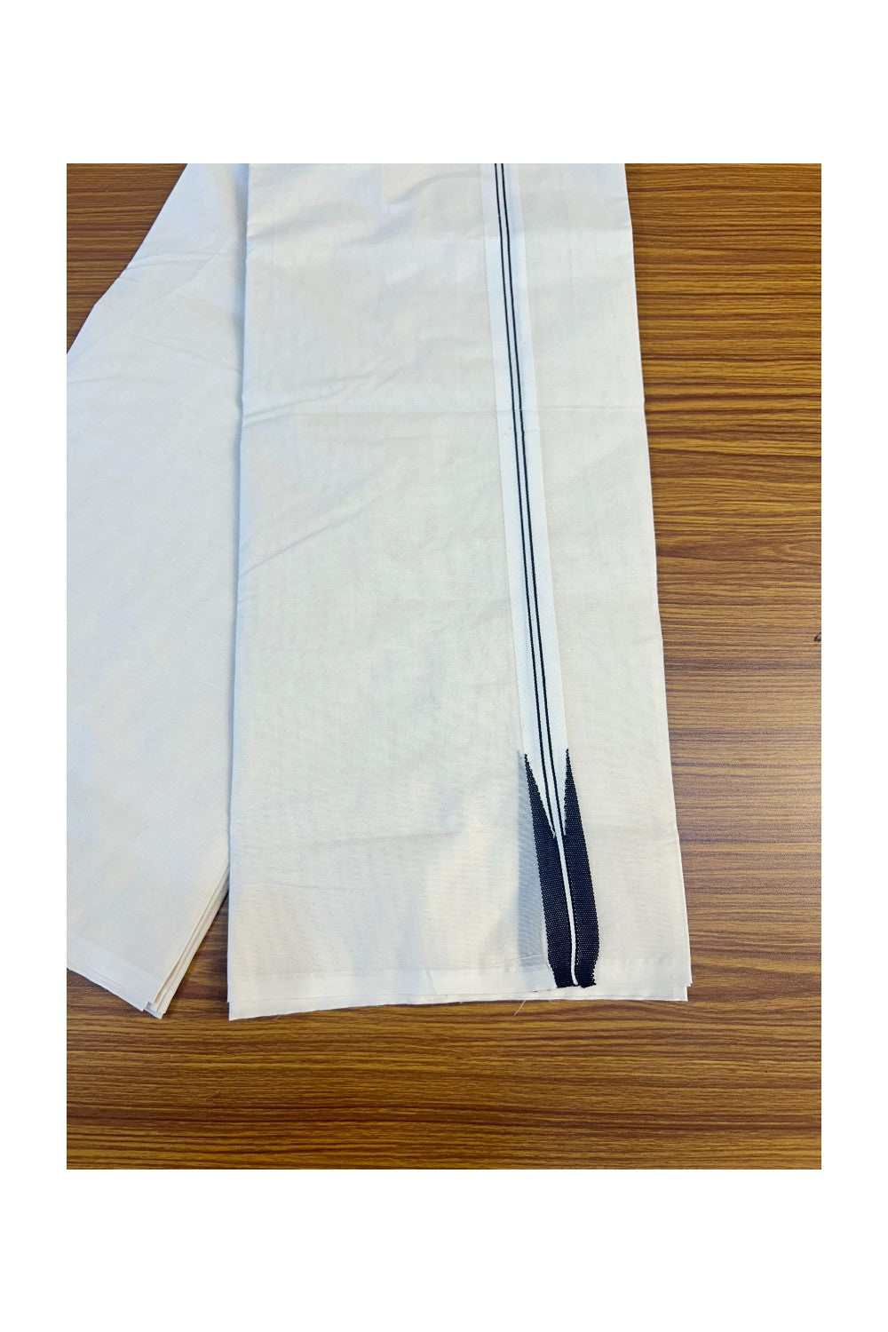 21% DISCOUNT! KaithariKada Balaramapuram 100% Cotton Double Off white Mundu/Dhoti-100x100 Puliyilakkara Chutty 2 Line Black Kara - 5KK417ASH