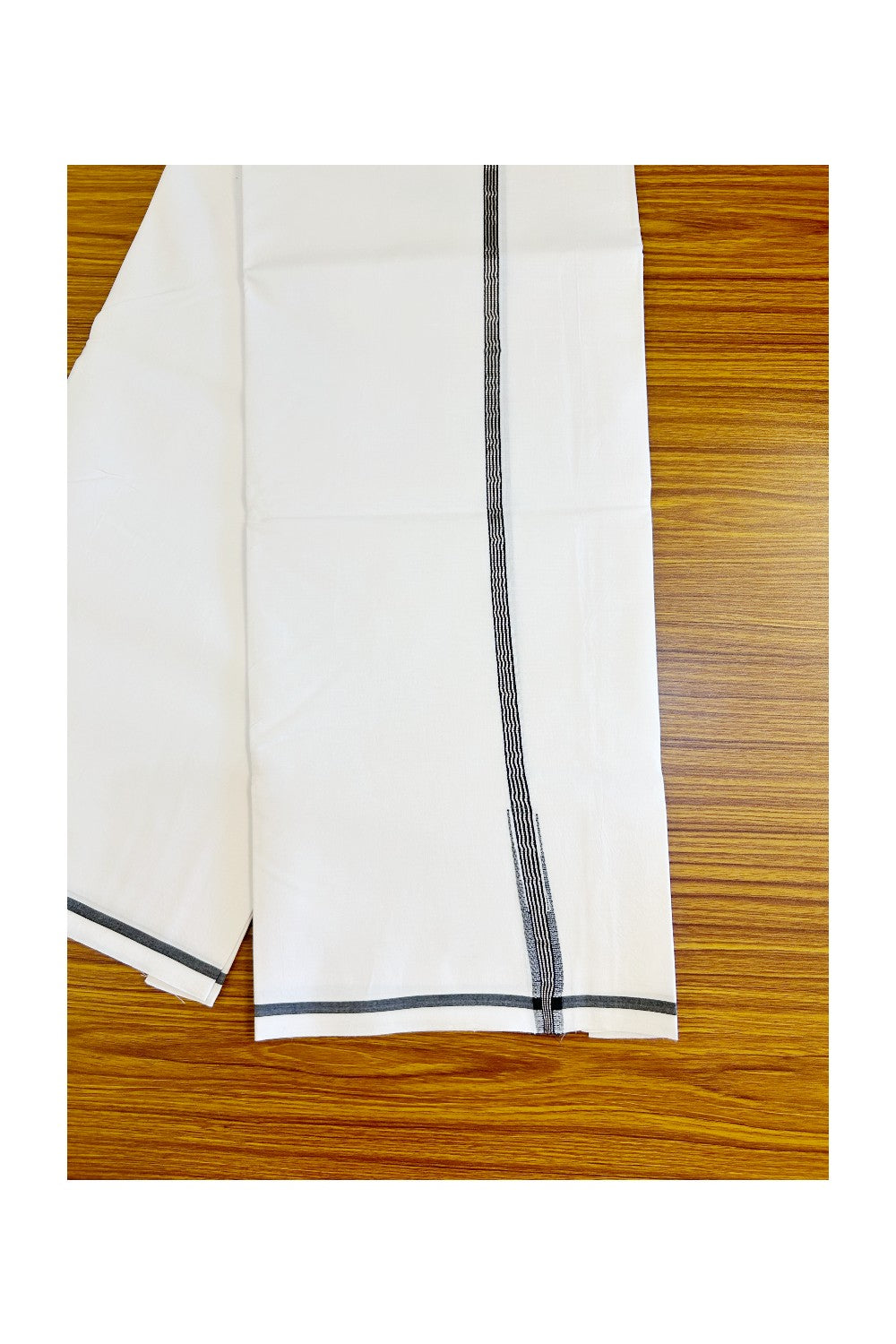 13% DISCOUNT!! KaithariKada Balaramapuram 100% Cotton PURE WHITE Single Mundu/Dhoti-100x100 Puliyilakkara 1.cm Silver kasavu & black striped chutty (2 meter / 4 muzham) - 101KK412ASH