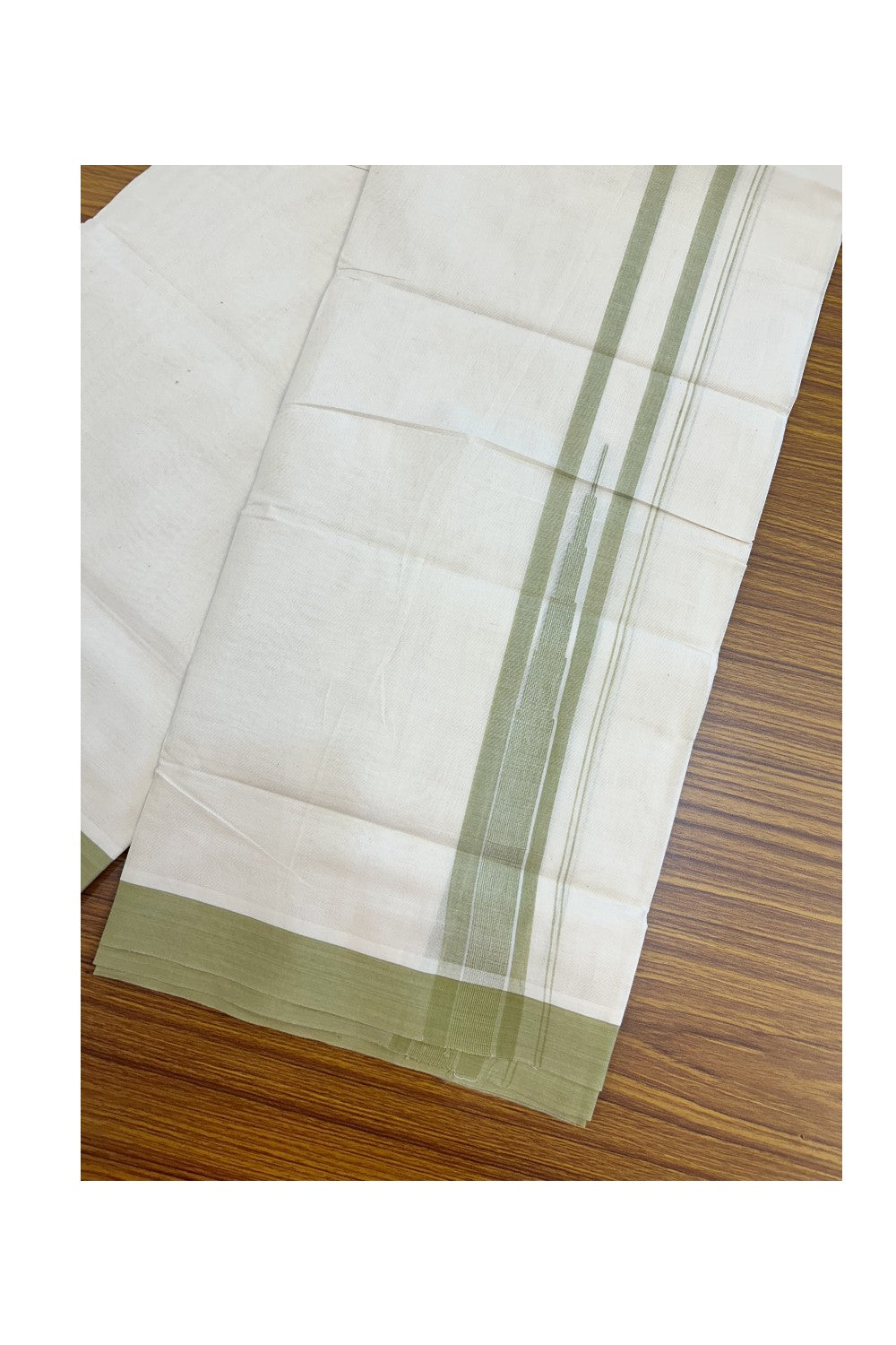 20% DISCOUNT! KaithariKada Balaramapuram 100% Cotton OFF WHITE Double (Unbleached) Mundu/Dhoti-100x80 - 1.75 inch Puliyilakkara Sage Green shaded Temple Chutty kara 4 mtr (8.5 muzham) - 127KK5220 THI