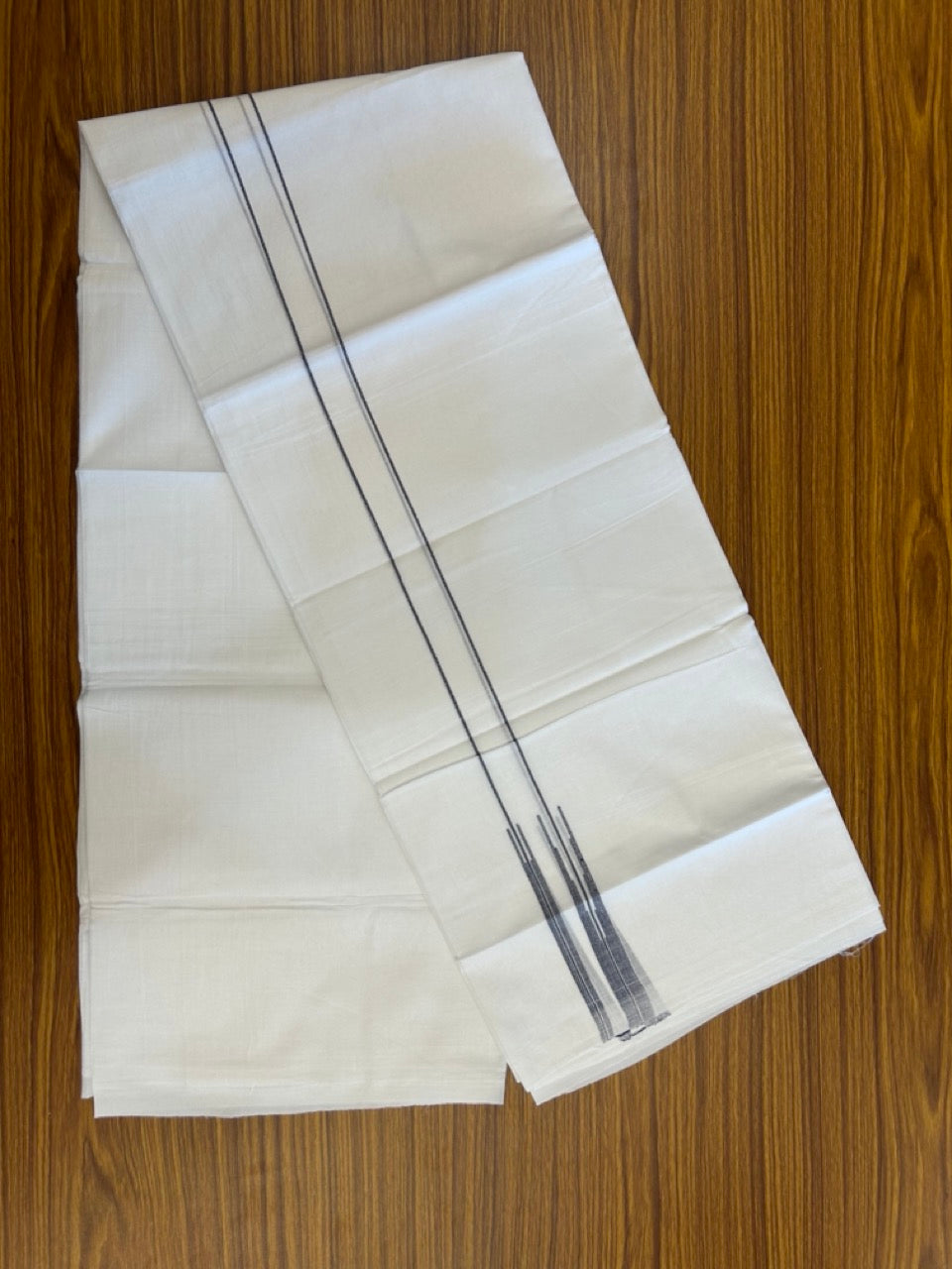 20% DISCOUNT!! NEW!! KaithariKada Balaramapuram 100% Cotton PURE WHITE Double Mundu/Dhoti - (100x80)s - 0.75 inch Dark Navy Blue Line chutty - 13 KK5249 VIN