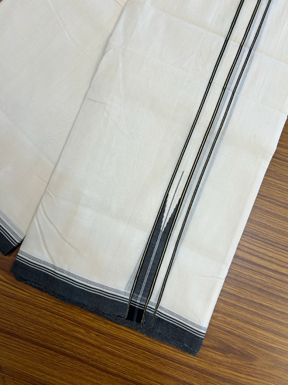 25% DISCOUNT!! KaithariKada HANDLOOM UNAKKUPAAV Balaramapuram - 100% PURE Cotton OFF White - (Unbleached) Double Mundu/Dothi - 100 x 80 - Black White Chutty Kara PURE JERRY - 3.85meter - 13 KK5249 REA
