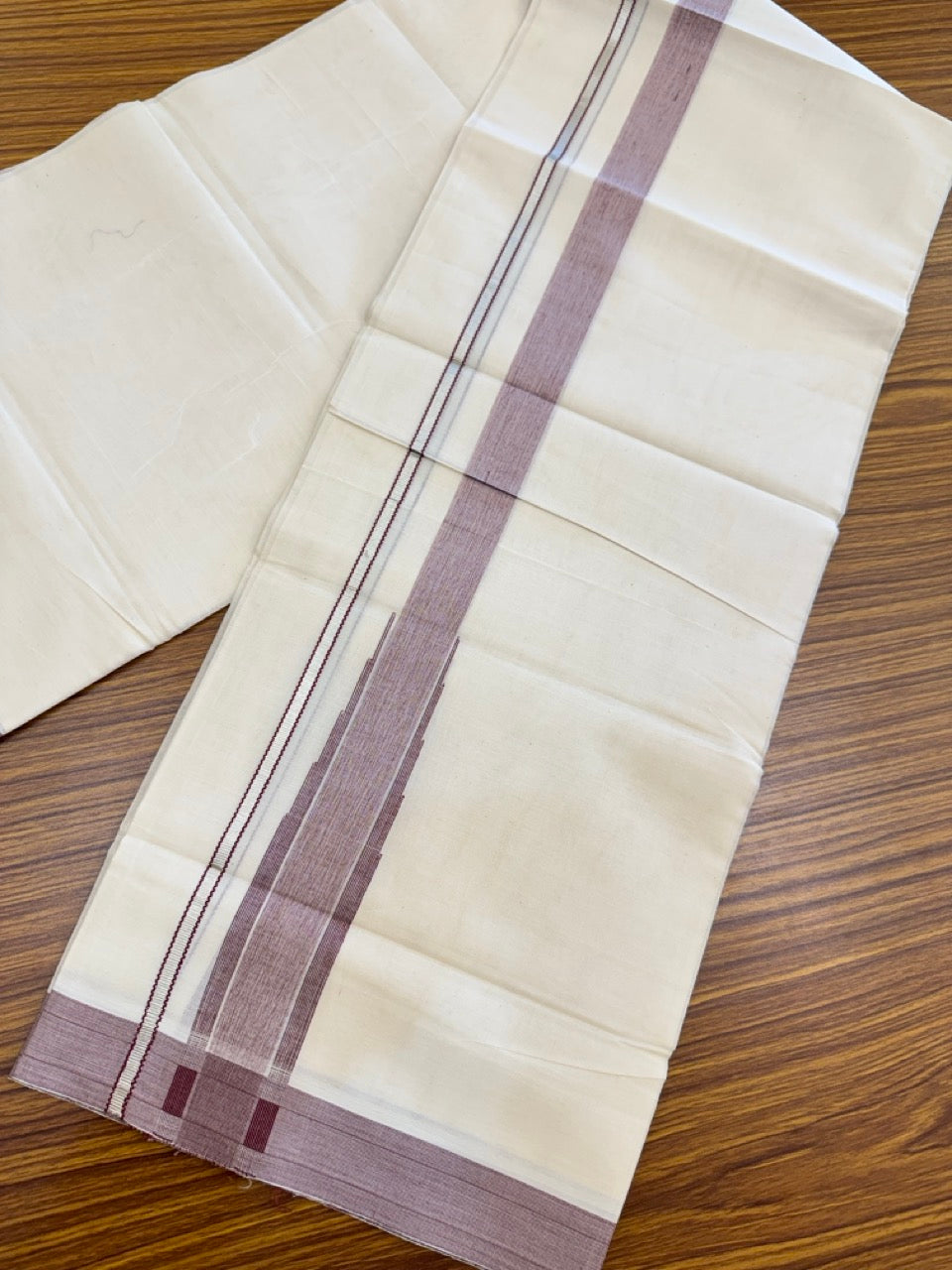 19% Discount! KaithariKada Balaramapuram 100% Cotton Off white Double Mundu/Dhoti - (100x80)s - 1.5 inch Puliyilakkara Maroon Stripes Chutty Silver Kasav - 133 KK5258 THI