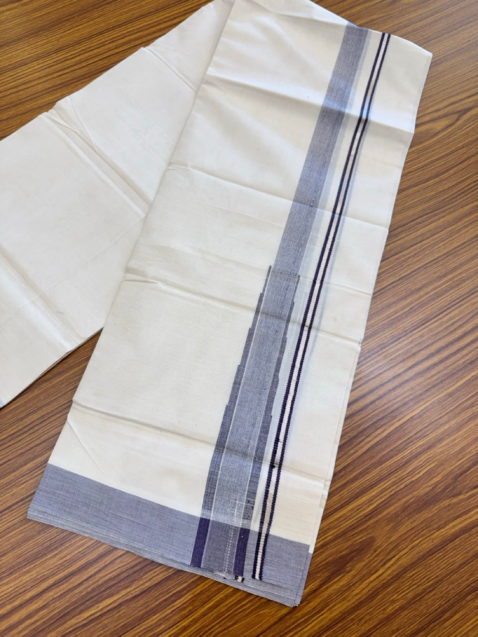 19% Discount! KaithariKada Balaramapuram 100% Cotton Off white Double Mundu/Dhoti - (100x80)s - 1.5 inch Puliyilakkara Violet Stripes Chutty Silver Kasav - 135 KK5258 THI