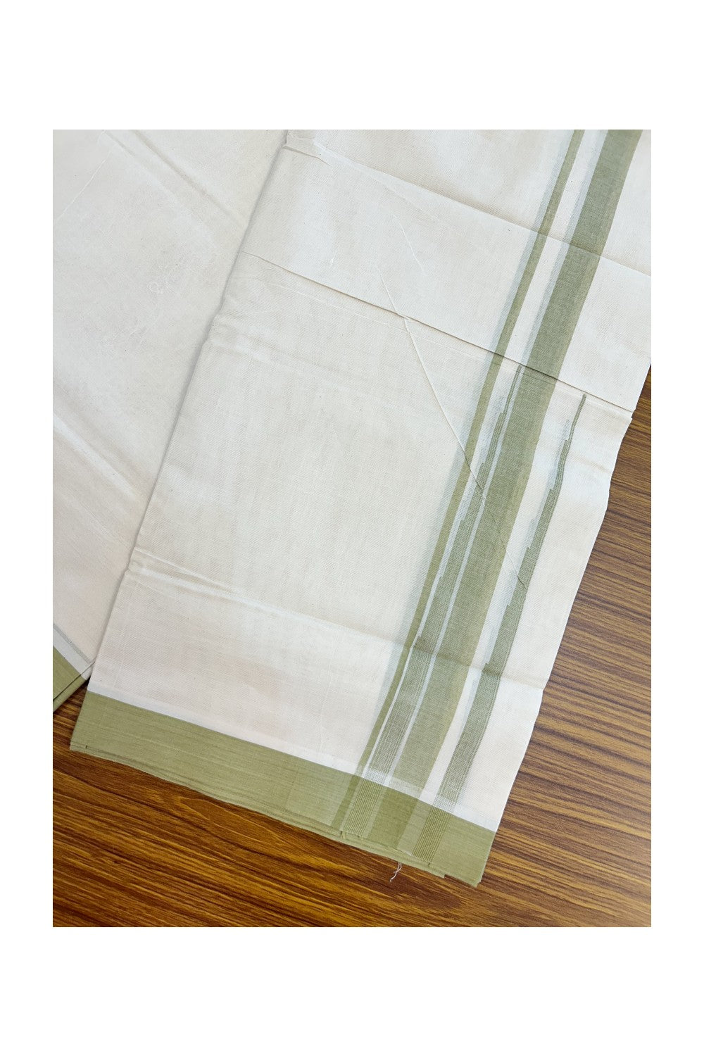 20% DISCOUNT! KaithariKada Balaramapuram 100% Cotton OFF WHITE Double (Unbleached) Mundu/Dhoti-100x80 - 1.75 inch Puliyilakkara Light Sage Green shaded Big Chutty kara 4 mtr (8.5 muzham) - 135KK5220 THI