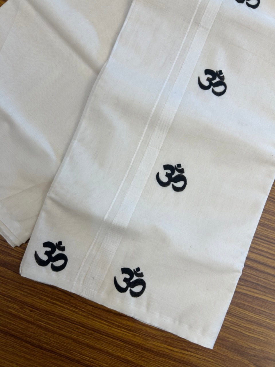 KaithariKada Balaramapuram 100% Cotton Double Off white - (Unbleached) Mundu/Dhoti-100x80 - 0.5 inch Hand Painted Black Ohm Design Kara 4 mtr (8.5 muzham) - 12 KK5244 ASH