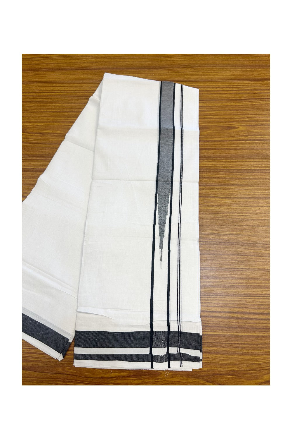 25% DISCOUNT! KaithariKada Balaramapuram 100% Mercerised Cotton Double ULTRA PURE white Mundu/Dhoti - 120x120 - 1.5 inch Heavy Chutty Black Shaded Kara - 15KK5139THI