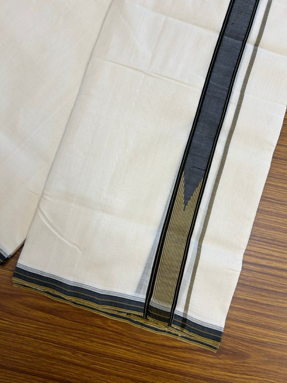 25% DISCOUNT!! KaithariKada HANDLOOM UNAKKUPAAV Balaramapuram - 100% PURE Cotton OFF White - (Unbleached) Double Mundu/Dothi - 100 x 80 - Black Light Brown Chutty Kara - 4meter - 15 KK5249 REA