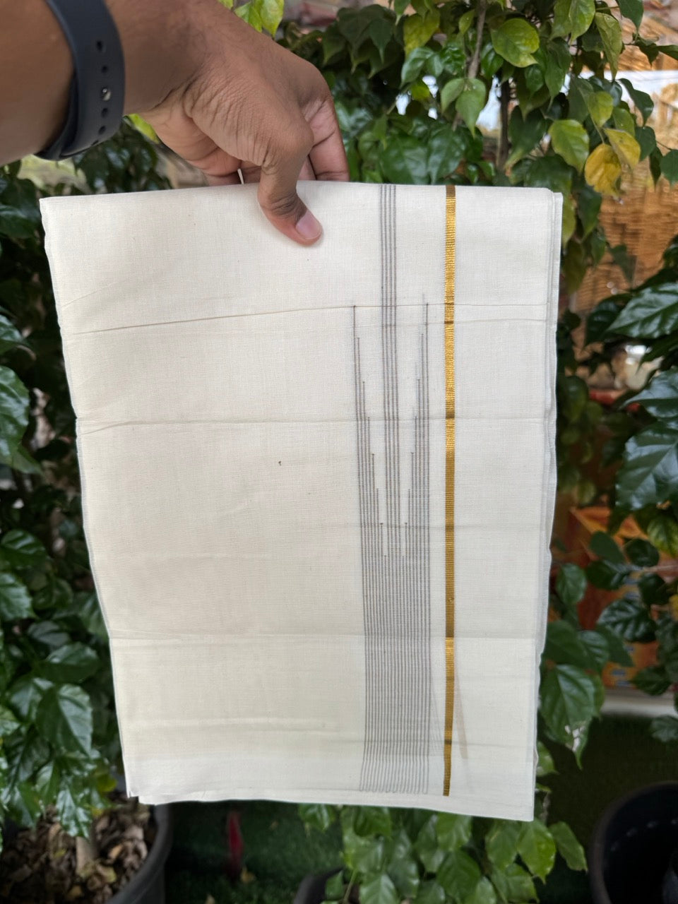 18% Discount! KaithariKada Balaramapuram 100% Cotton Off white Double Mundu/Dhoti - (100x80)s - 0.25 inch Puliyilakkara Light Sage Green Stripes Chutty Gold Kasav - 153 KK5258 THI