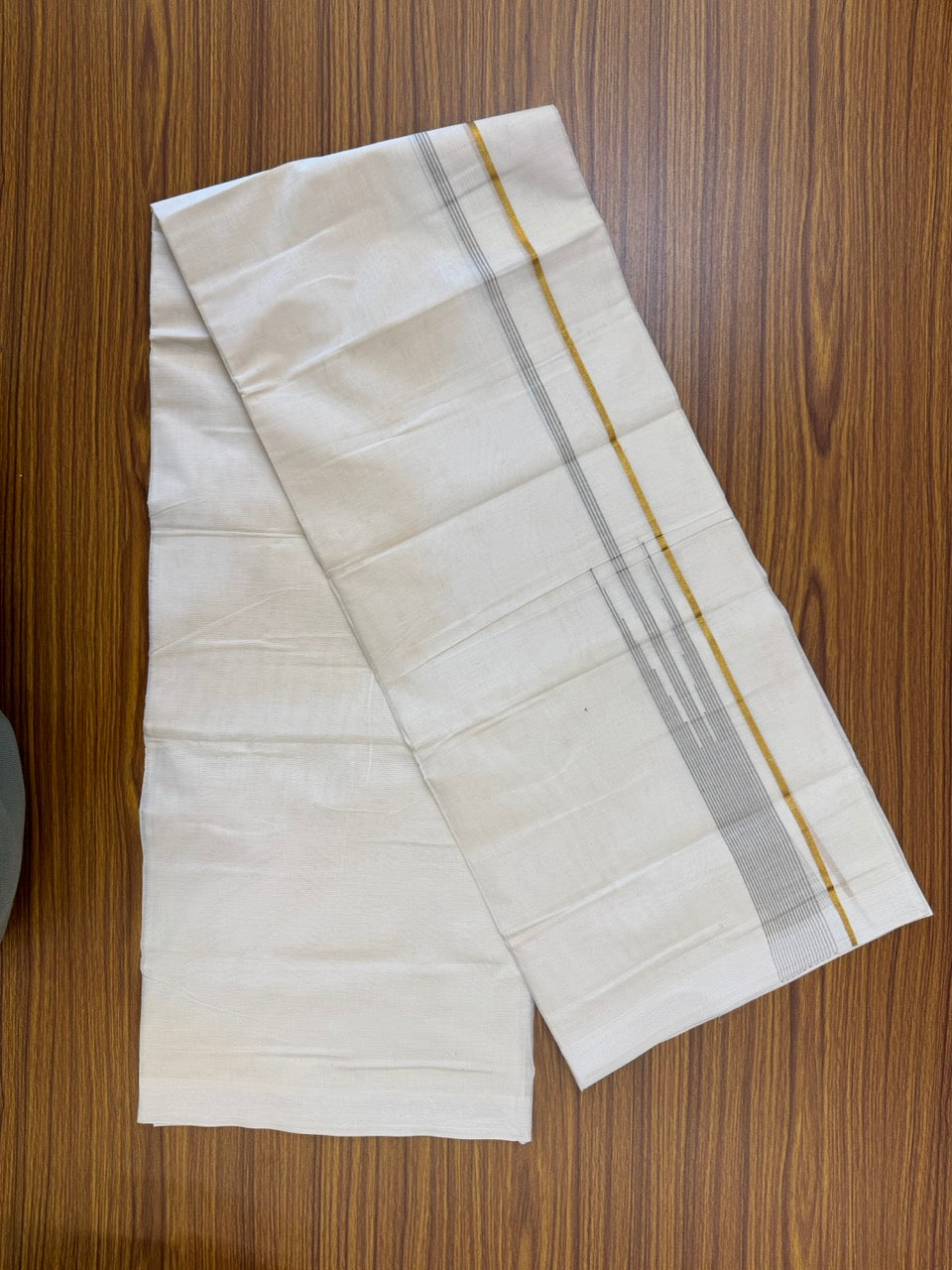 18% Discount! KaithariKada Balaramapuram 100% Cotton Off white Double Mundu/Dhoti - (100x80)s - 0.25 inch Puliyilakkara Light Sage Green Stripes Chutty Gold Kasav - 153 KK5258 THI