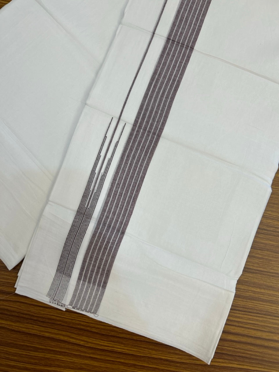 24% Discount! KaithariKada Balaramapuram 100% Cotton Pure white Double Mundu/Dhoti - (100x80)s - 1.5 inch Puliyilakkara Dark Maroon Stripes Chutty - 102 KK5258 THI