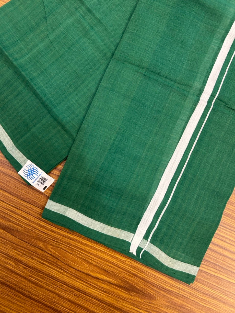 Handloom Single Hallmarked - 10% Discount !! KaithariKada 100% Pure Cotton - Mundu/Dhoti Green Body White 0.5 inch Kara- (2 meter / 4 muzham)- 2 KK8030 ELA