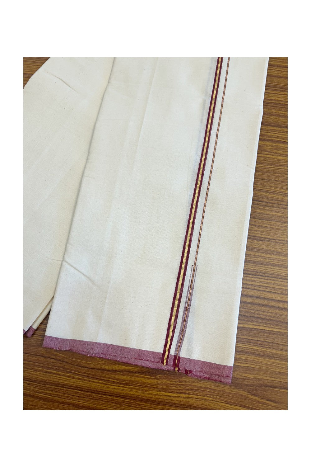 SIGNATURE KAITHARIKADA EXCLUSIVE SINGLE DHOTI - 100% Cotton Balaramapuram HANDLOOM Single Mundu/Dhoti - Off White - (Unbleached) 1 cm Maroon & KASAVU Chutty Kara (2 meter / 4 muzham) - 2KK5075KAI