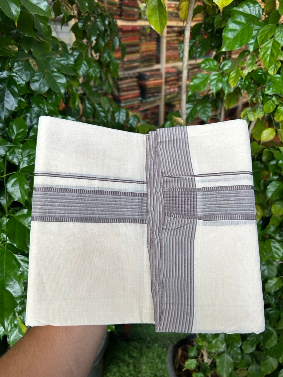 25% DISCOUNT!! KaithariKada HANDLOOM UNAKKUPAAV Balaramapuram - 100% PURE Cotton OFF White - (Unbleached) Double Mundu/Dothi - 100 x 80 - 1.5 inch Violet Cyan 3.80 meter (8.5 mulam) - 20 KK5249 REA