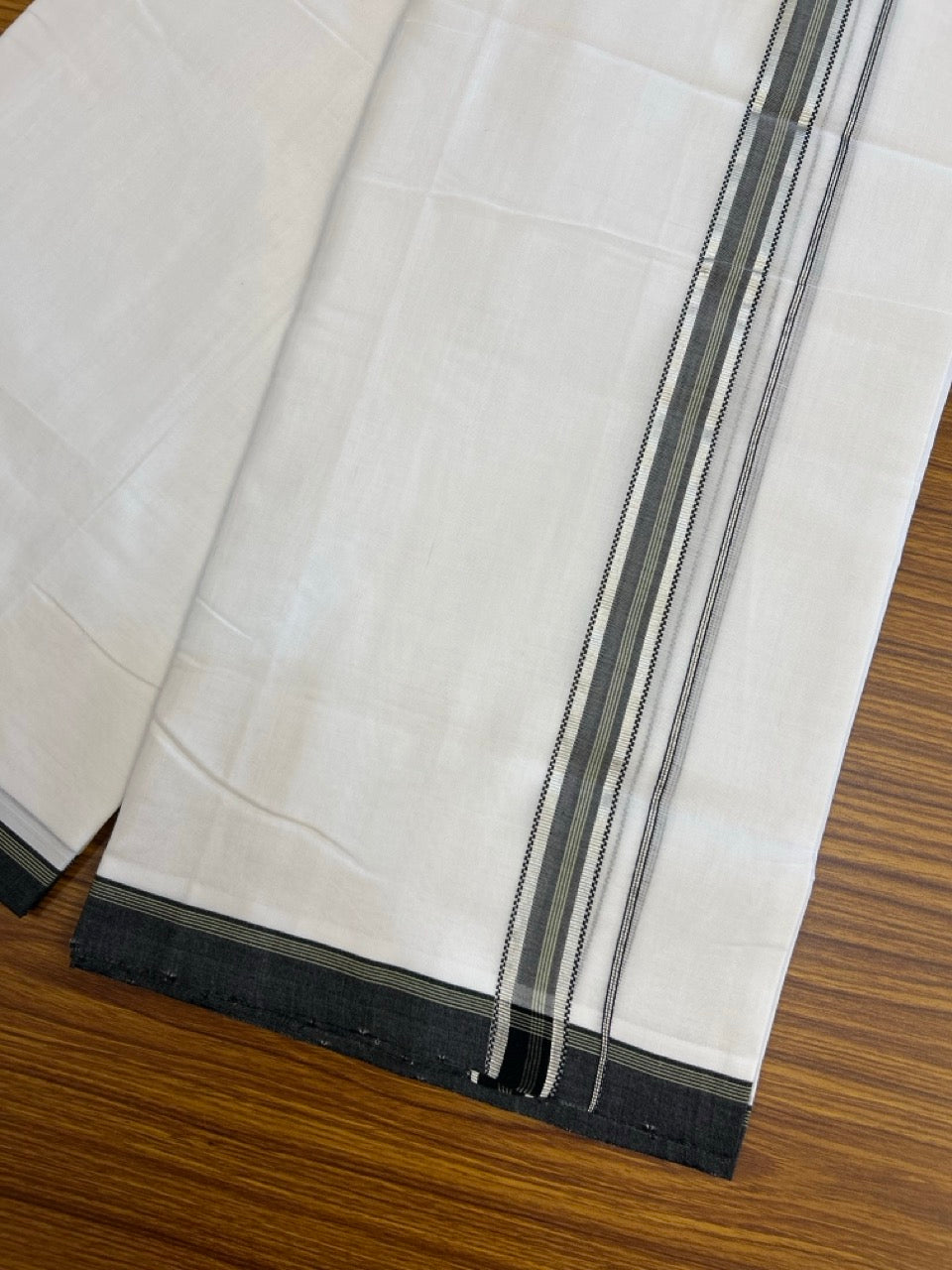 25% Discount!! NEW ULTRA PURE WHITE HANDLOOM Balaramapuram - 100% MERCERISED Cotton Double Mundu/Dhoti - 120 twisted warp x 80s weft - Green Black Silver Kasav Kara- 21KK5248 REA