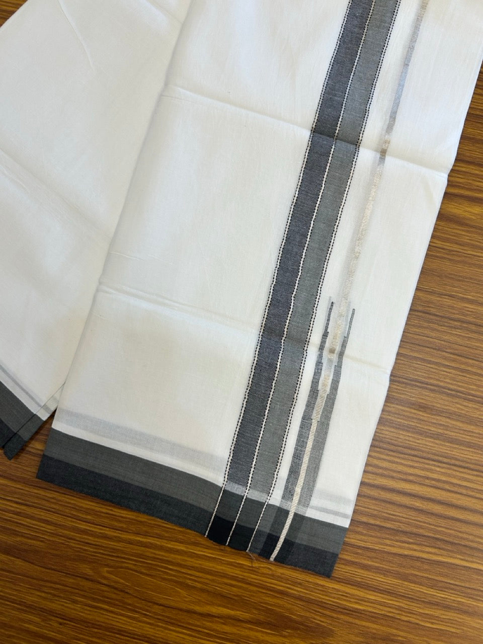 26% Discount ! NEW! KaithariKada Balaramapuram 100% Cotton Pure white Double Mundu/Dhoti - (100x80)s - Black Ash Chutty Silver Kasav - 23 KK5252 CKS