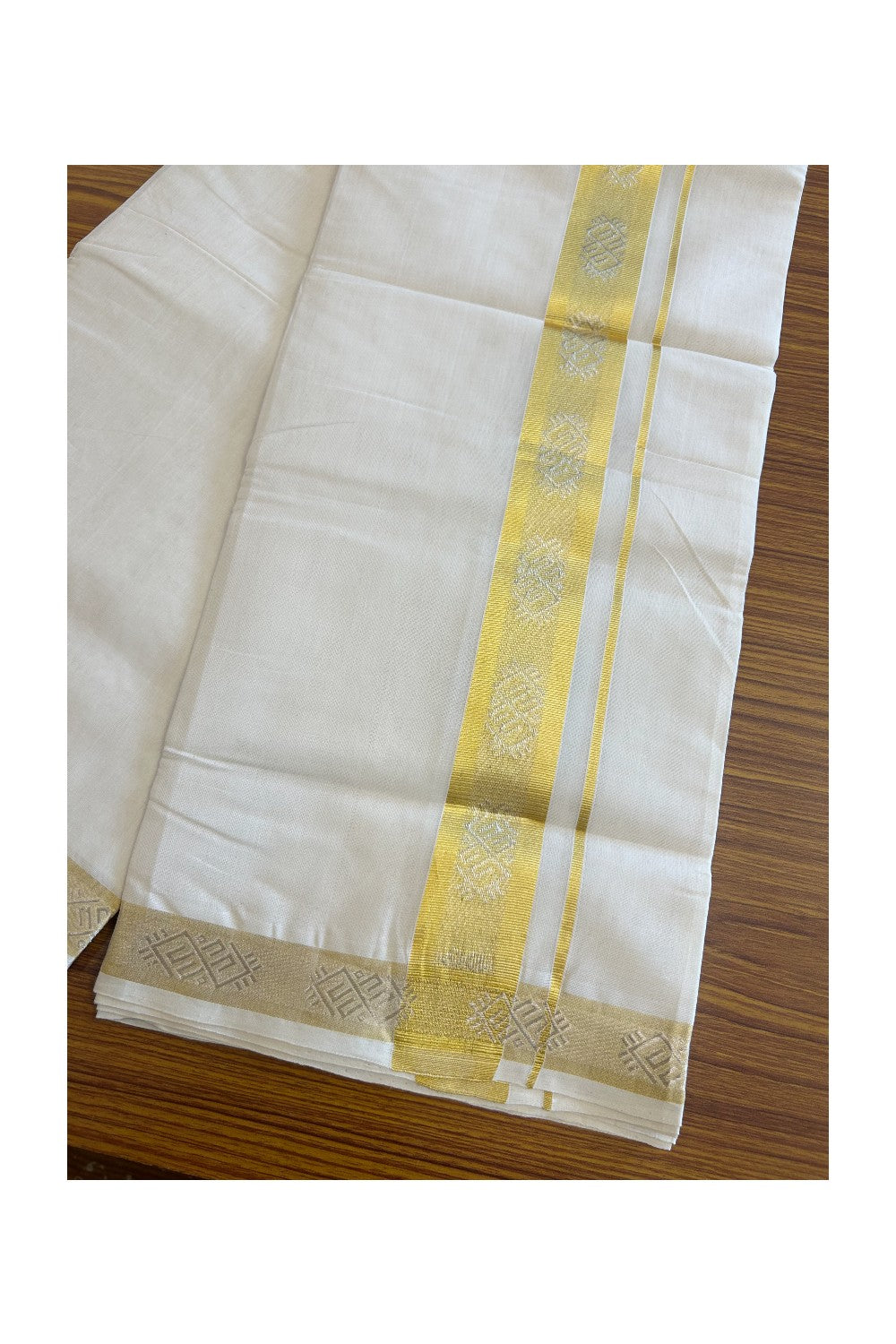 25% DISCOUNT ! KaithariKada HANDLOOM Unakkupaav Balaramapuram - 100% PURE Cotton Off White - (Unbleached) Double Mundu/Dhoti - 2.5 inch Gold Kasavu & Silver Design Kara - 23KK5105RAM