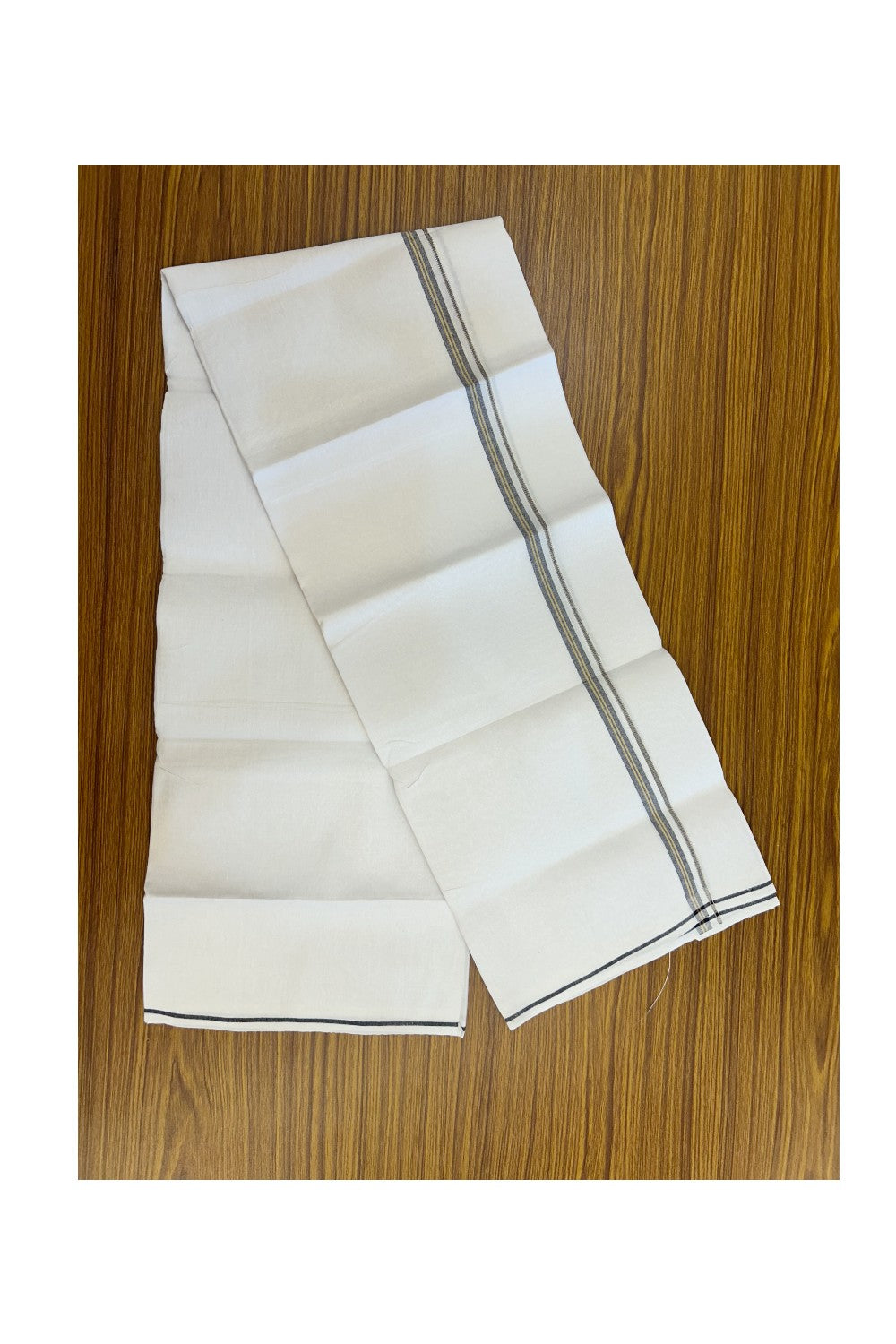 24% Discount !! KaithariKada Balaramapuram 100% Cotton Pure white Single Mundu/Dhoti - Twisted 60s Thread- 0.5 inch Silver Kasavu Navy Blue & Yellow Striped Kara (2 meter / 4 muzham) - 24KK5241 GL