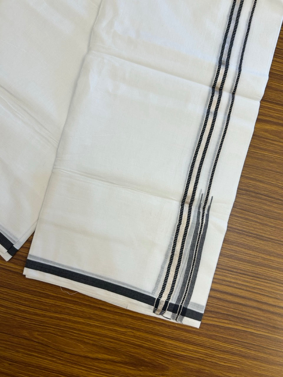 20% Discount ! NEW! KaithariKada Balaramapuram 100% Cotton Pure white Double Mundu/Dhoti - (100x80)s - 0.75 Black Chutty Silver Kasav - 26 KK5252 CKS
