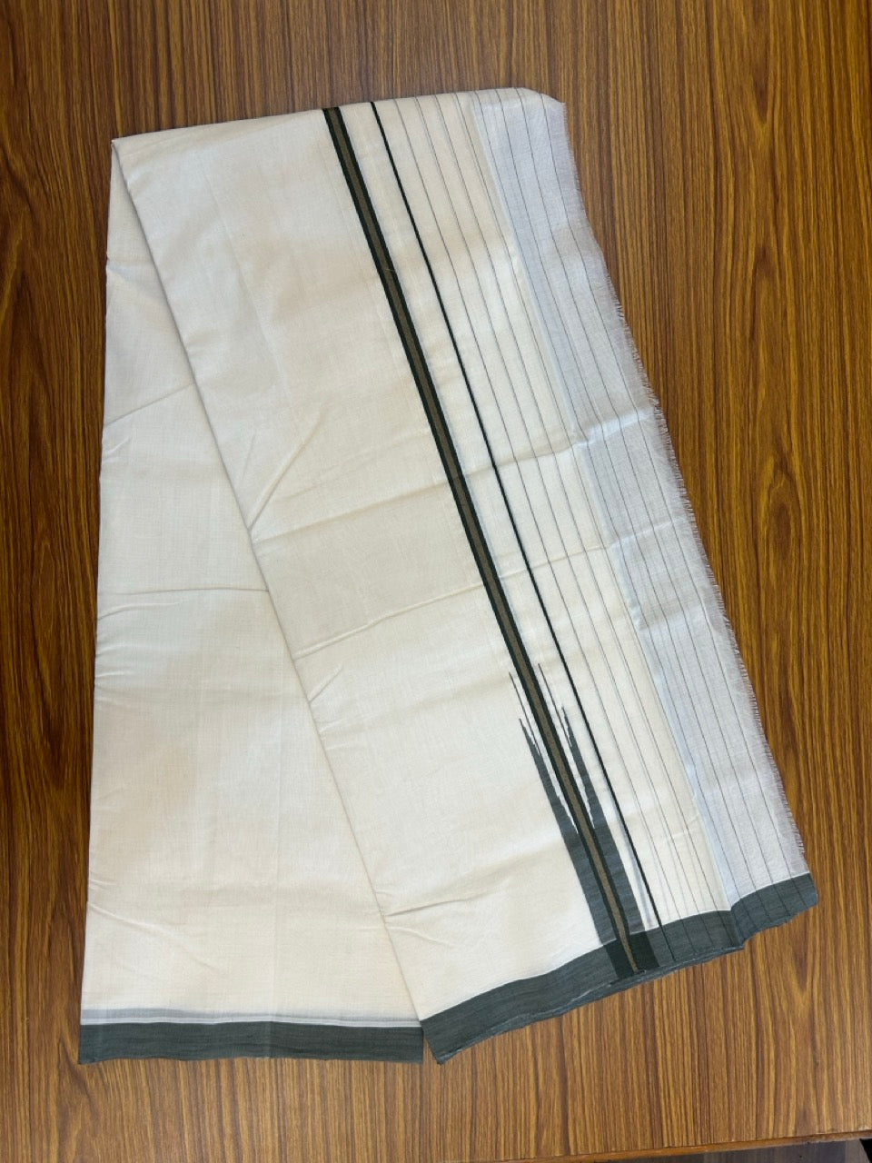 25% Discount!! KaithariKada HANDLOOM UNAKKUPAAV Balaramapuram - 100% PURE Cotton OFF White - (Unbleached) Double Mundu/Dothi - 100 x 80 - Brown Ash Sage Green Chutty Side Stripes Kara - 3.80 meter (8.5 Mulam) - 27 KK5249 REA