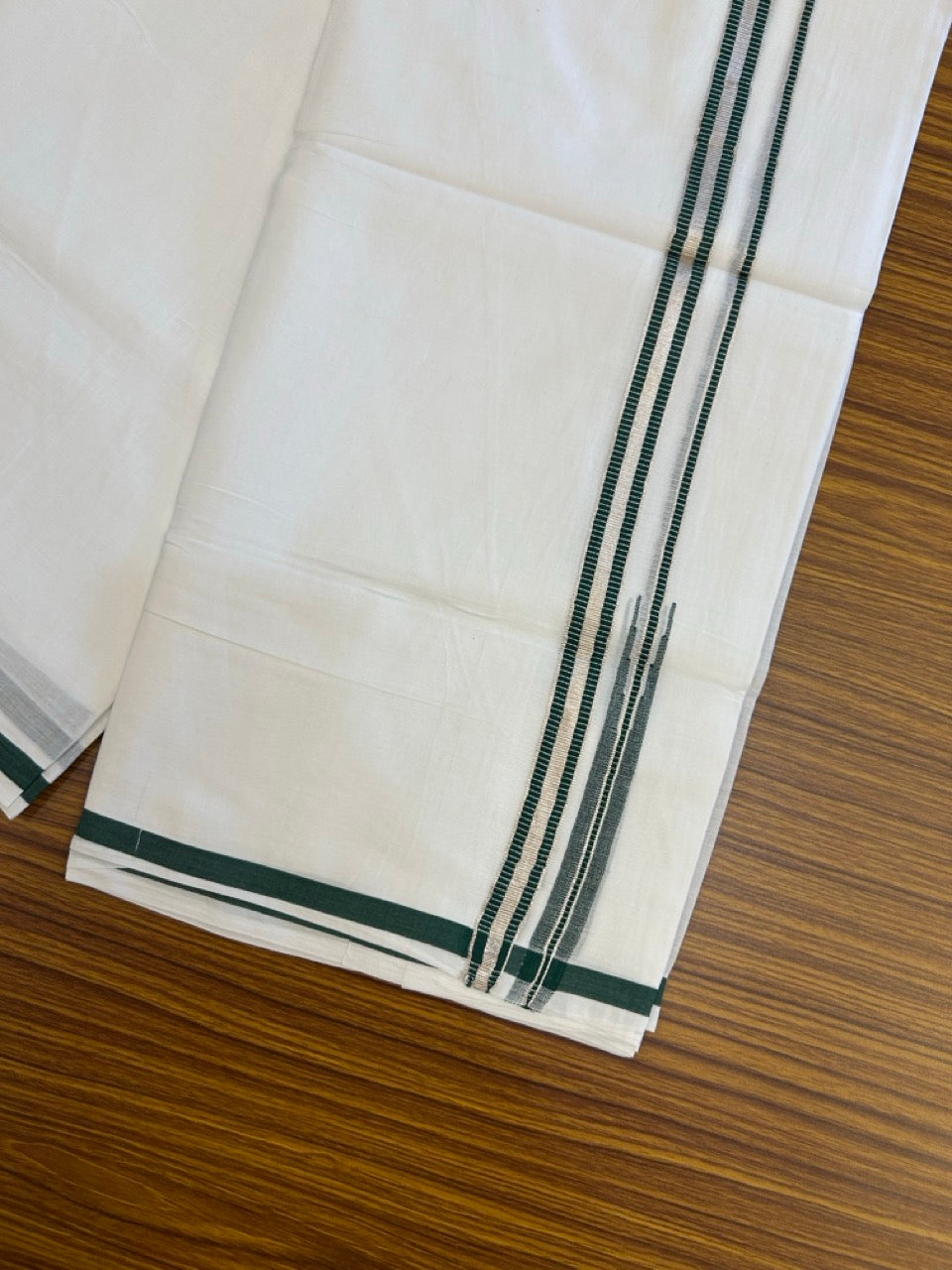20% Discount ! NEW! KaithariKada Balaramapuram 100% Cotton Pure white Double Mundu/Dhoti - (100x80)s - 0.75 inch Dark Green Chutty Silver Kasav - 27 KK5252 CKS