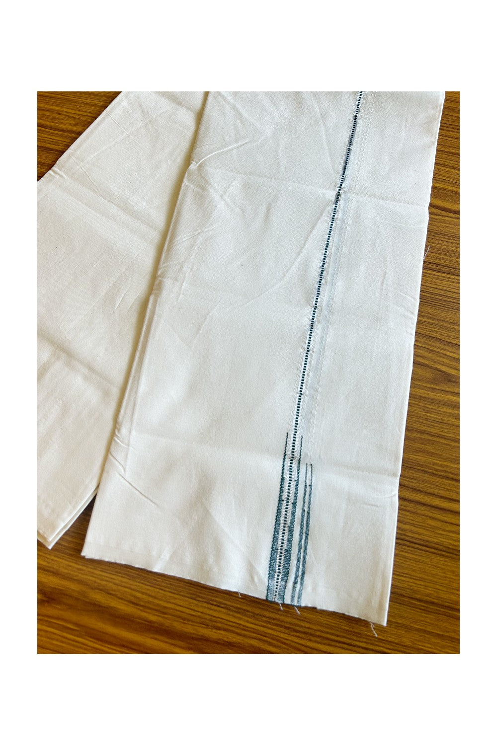 33% DISCOUNT!! KaithariKada Balaramapuram 100% Cotton Single Off white - (Unbleached) Mundu/Dhoti-100x100 0.5 inch Chutty Puliyilakkara Muthukuri Silver Kasavu & Green Kara (2 meter / 4 muzham) - 4KK489ASH