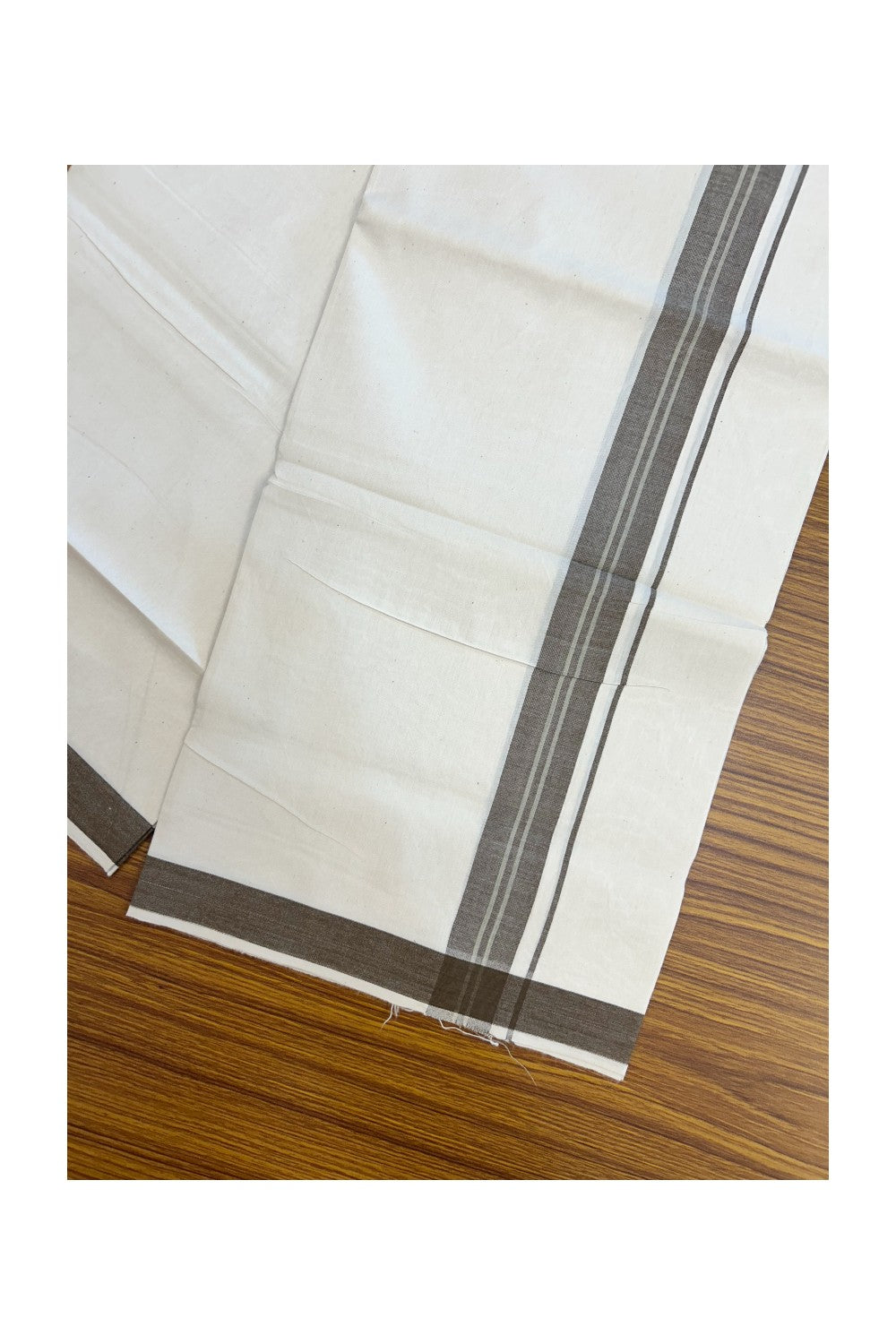 24% Discount !! KaithariKada Balaramapuram 100% Cotton OFF WHITE (Unbleached) Single Mundu/Dhoti - Twisted 60s Thread - 3 cm Brown shaded cream striped Kara (2 meter / 4 muzham) - 33KK5241 GL
