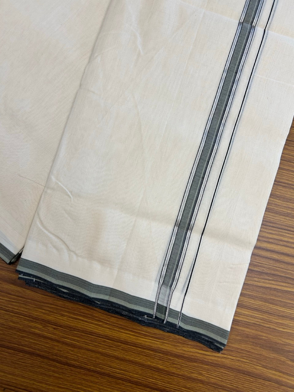 25% DISCOUNT!! KaithariKada HANDLOOM UNAKKUPAAV Balaramapuram - 100% PURE Cotton OFF White - (Unbleached) Double Mundu/Dothi - 120 x 100 - 1.5 inch Black & Green Silver Kasav Striped Kara 4 meter - 30 KK5249 REA