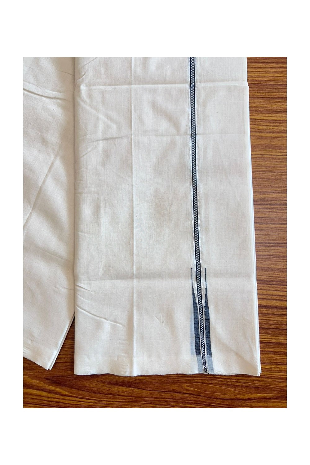 25% Discount!! KaithariKada Handloom Unakkupaav Balaramapuram - 100% Pure Cotton Off White (Unbleached) Double Mund/Dhoti - Silver Kasav Black Muthukkuri Chutty Puliyilakkara 3.70m (8 Muzham) -31KK56RAM