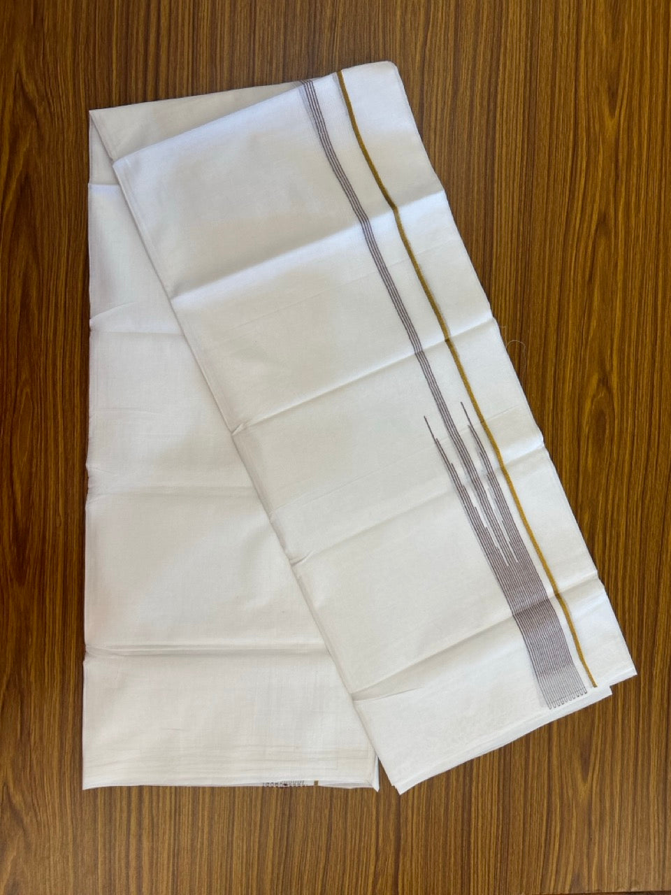 24% Discount! KaithariKada Balaramapuram 100% Cotton Pure white Double Mundu/Dhoti - (100x80)s - 1.5 inch Puliyilakkara Brown Stripes Chutty Gold Kasav - 33 KK5258 THI