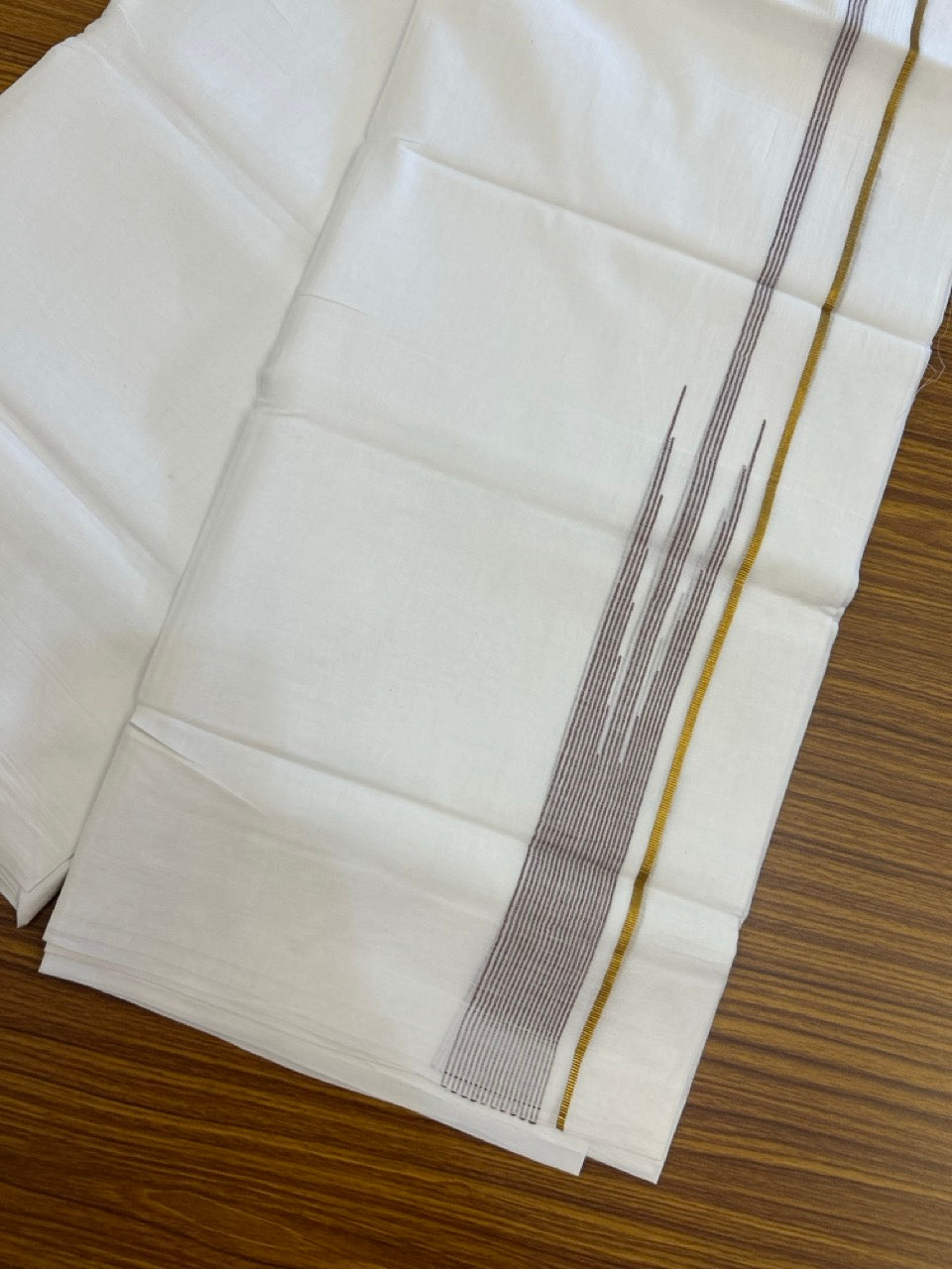 24% Discount! KaithariKada Balaramapuram 100% Cotton Pure white Double Mundu/Dhoti - (100x80)s - 1.5 inch Puliyilakkara Brown Stripes Chutty Gold Kasav - 33 KK5258 THI