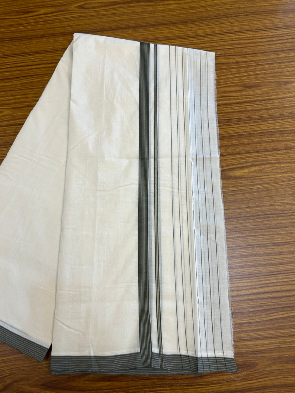 25% DISCOUNT!! KaithariKada HANDLOOM UNAKKUPAAV Balaramapuram - 100% PURE Cotton OFF White - (Unbleached) Double Mundu/Dothi - 100 x 80 - 0.75 inch Brown Ash Green Side Stripes Kara 4 meter - 36 KK5249 REA