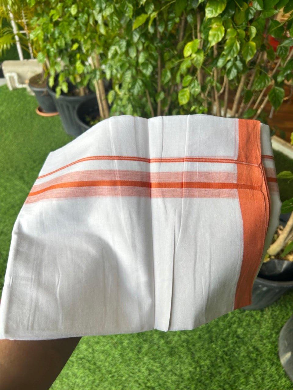 31% DISCOUNT! KaithariKada Balaramapuram 100% Cotton Double PURE white Mundu/Dhoti-100x80 - 1.25inch Orange Design Kara - 39KK5143PMC