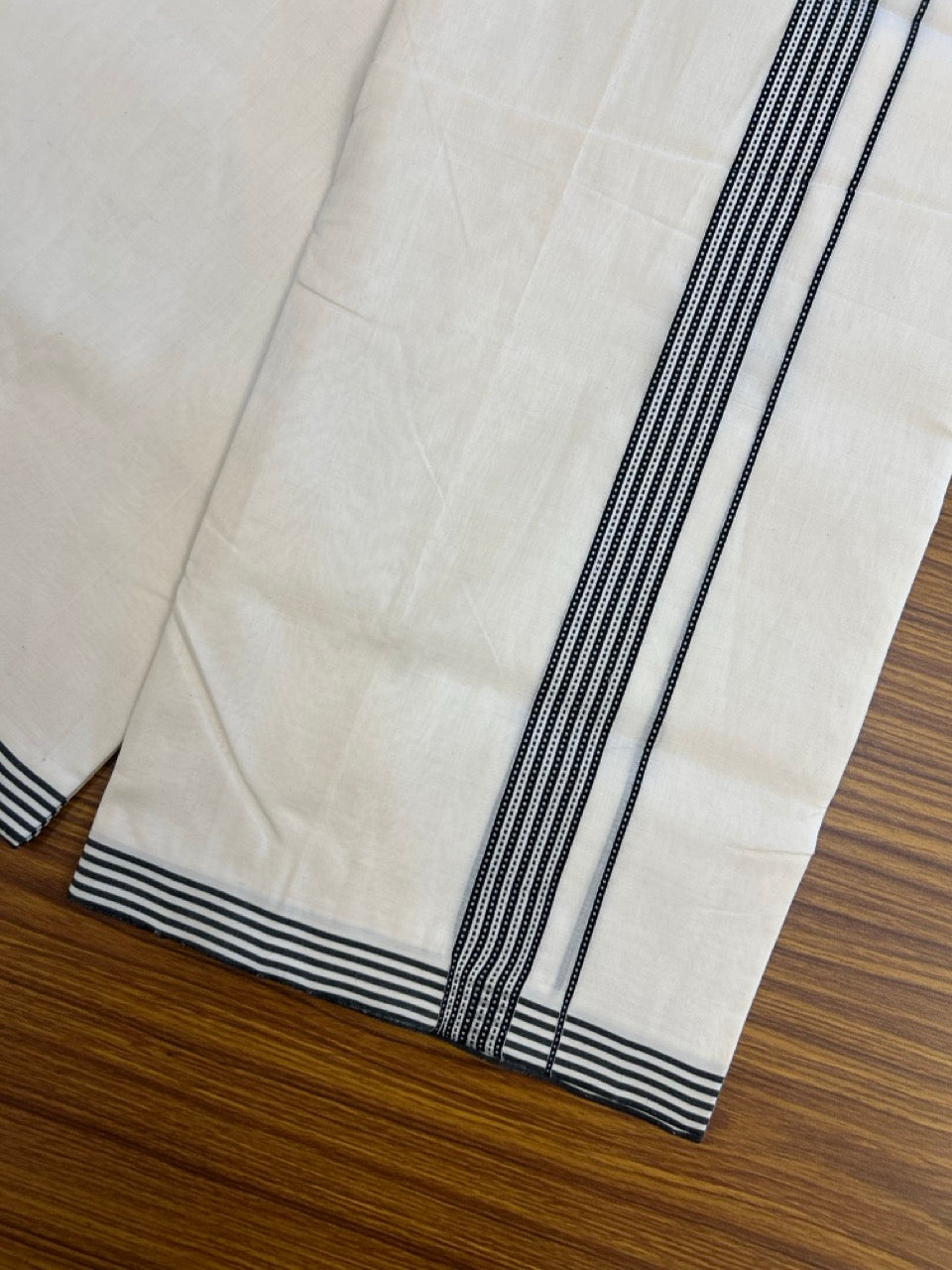 25% Discount! KaithariKada HANDLOOM UNAKKUPAAV Balaramapuram - 100% PURE Cotton OFF White - (Unbleached) Double Mundu/Dothi - 100 x 80 - 1 inch Black White muthukkuri 3.80 meter (8.5 mulam) - 39 KK5249 REA