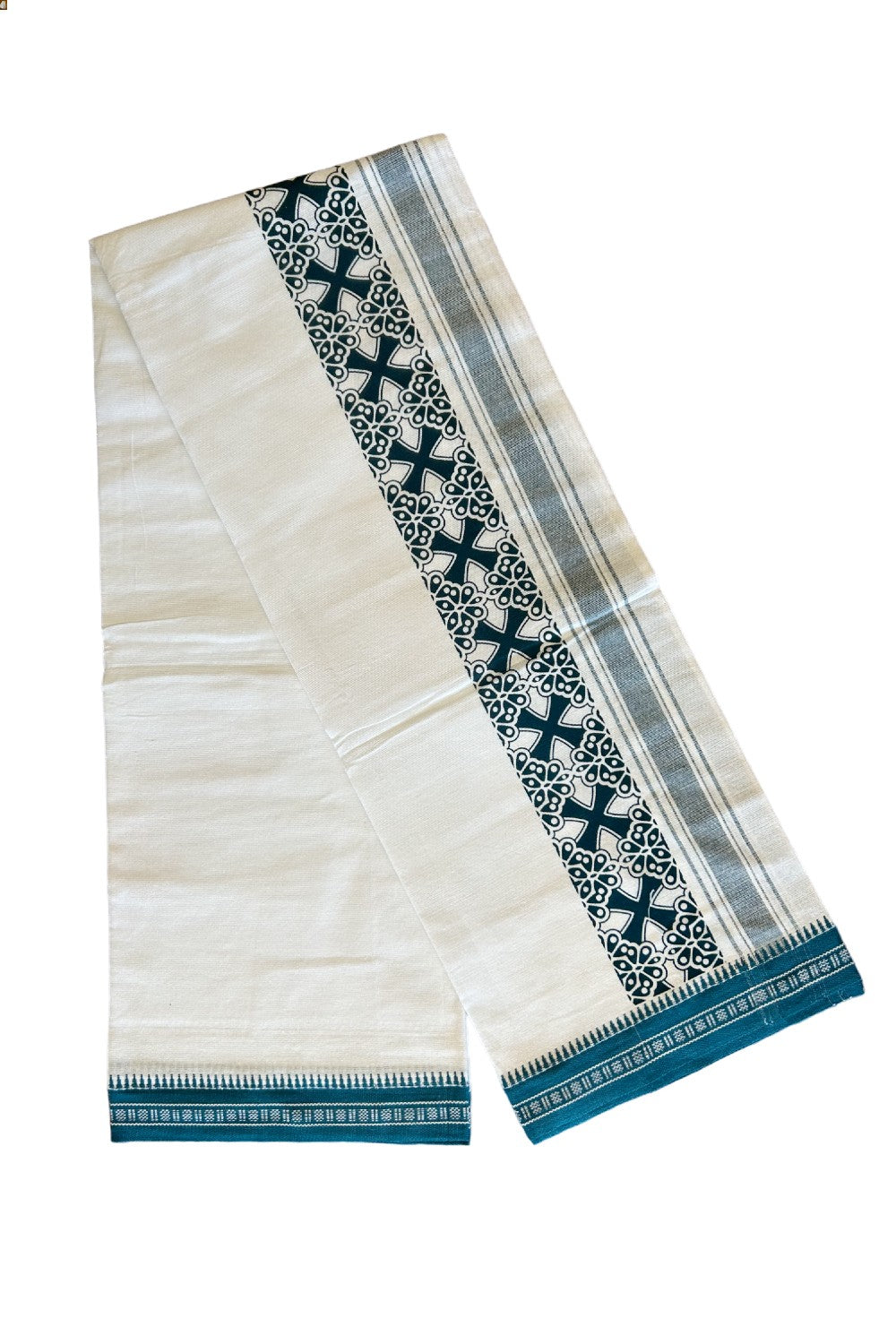 27% Discount!!! Kaitharikada Soft Cotton - Single Kaily / Lungi - 4.75 inch Peacock blue printed kara with White colour body - 4KK464AST