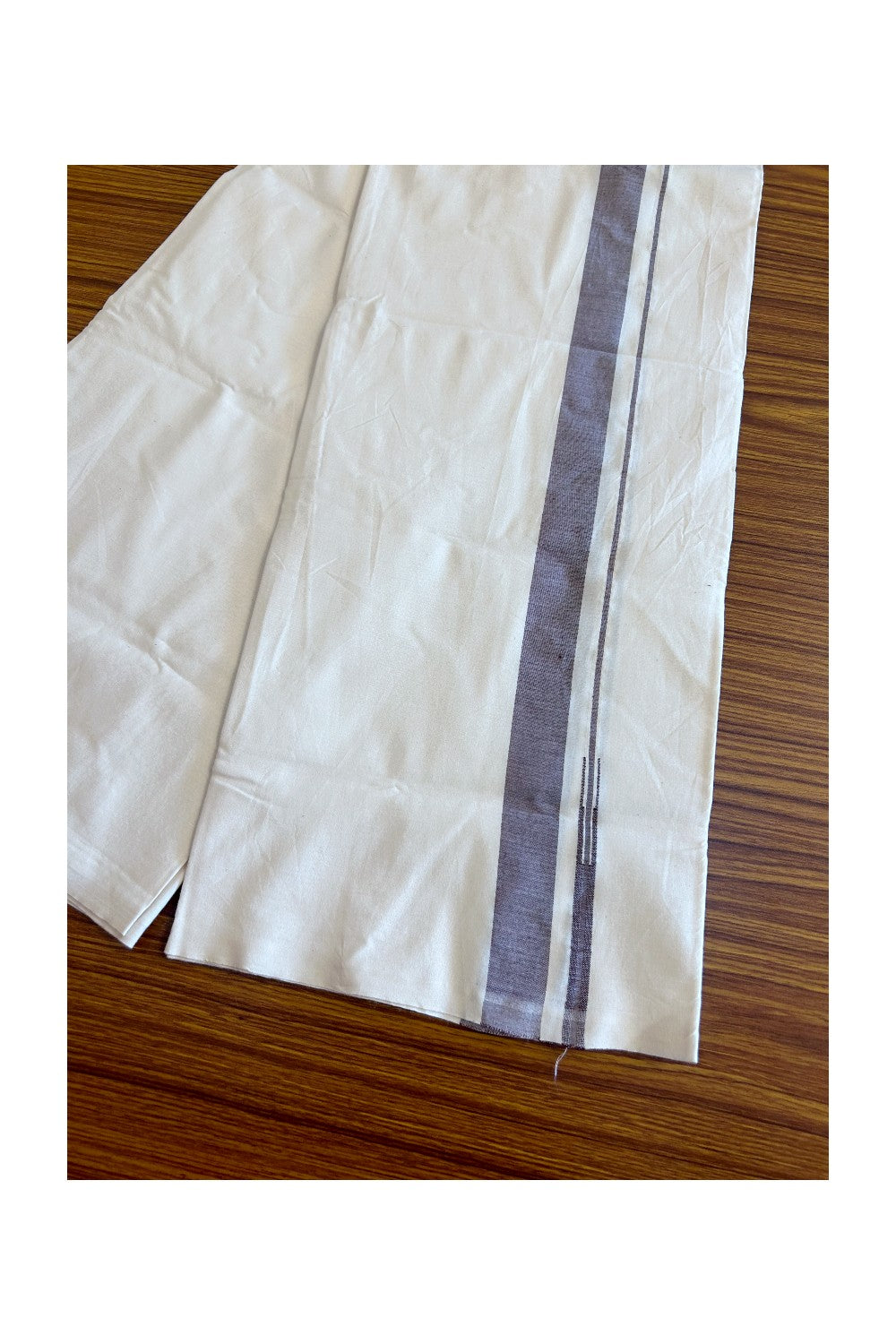 12% DISCOUNT ! KaithariKada Balaramapuram 100% COTTON SINGLE OFF WHITE - (Unbleached) Mundu/Dhoti-Twisted 100s Thread- 1.25 inch Brown Puliyilakkara Chutty (2 meter / 4 muzham) - 4KK497ASH