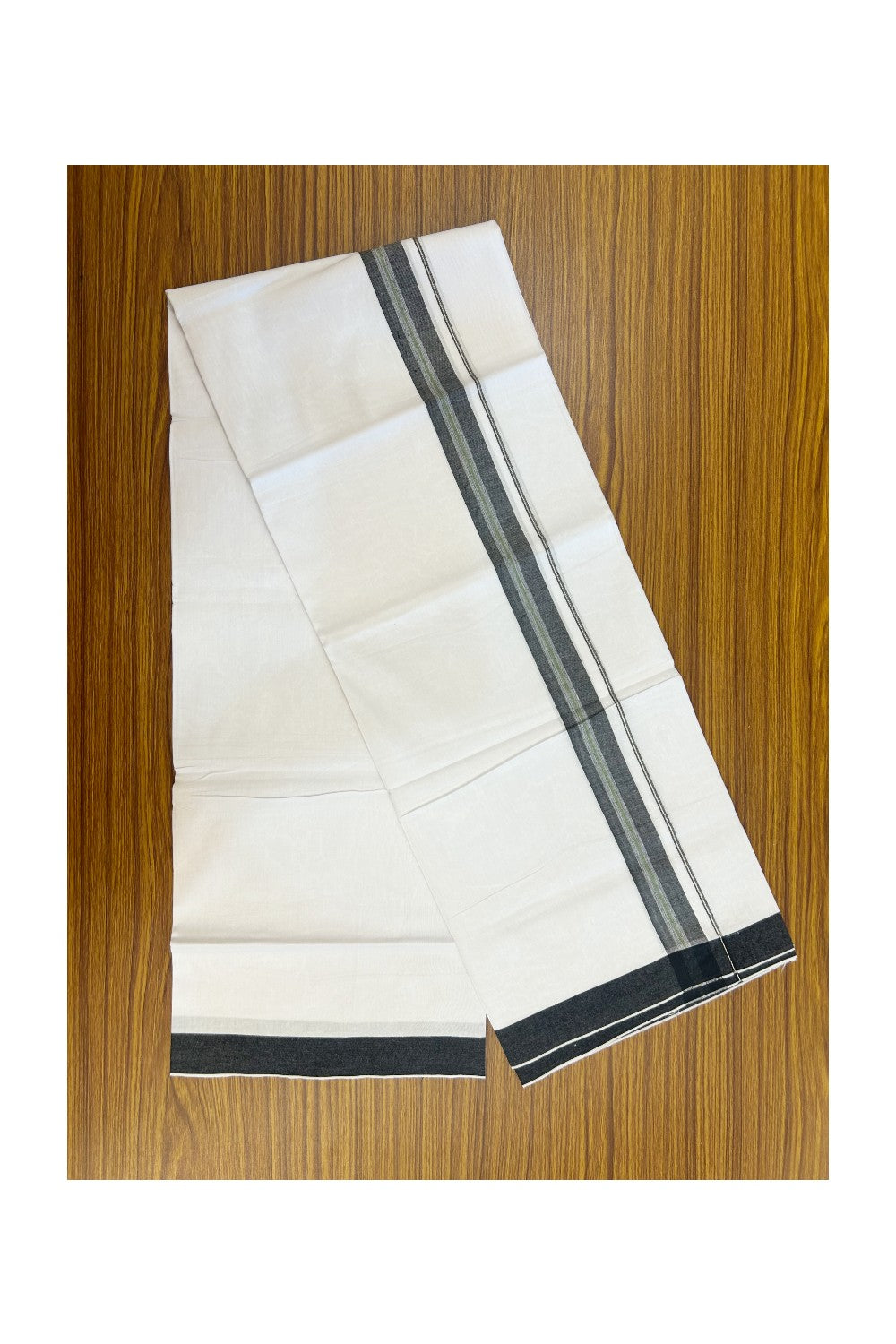 24 % Discount !! KaithariKada Balaramapuram 100% Cotton Pure white Single Mundu/Dhoti - Twisted 60s Thread- 1.25 inch Silver Kasavu Black & Green Shaded Kara (2 meter / 4 muzham) - 4KK5241 GL