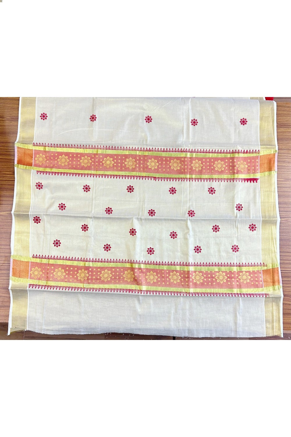 25% Discount! Kaitharikada Kerala Saree - Kasavu Tissue - Kasavu Zari & Floral Prints in Red & Gold- 4KK300VIN