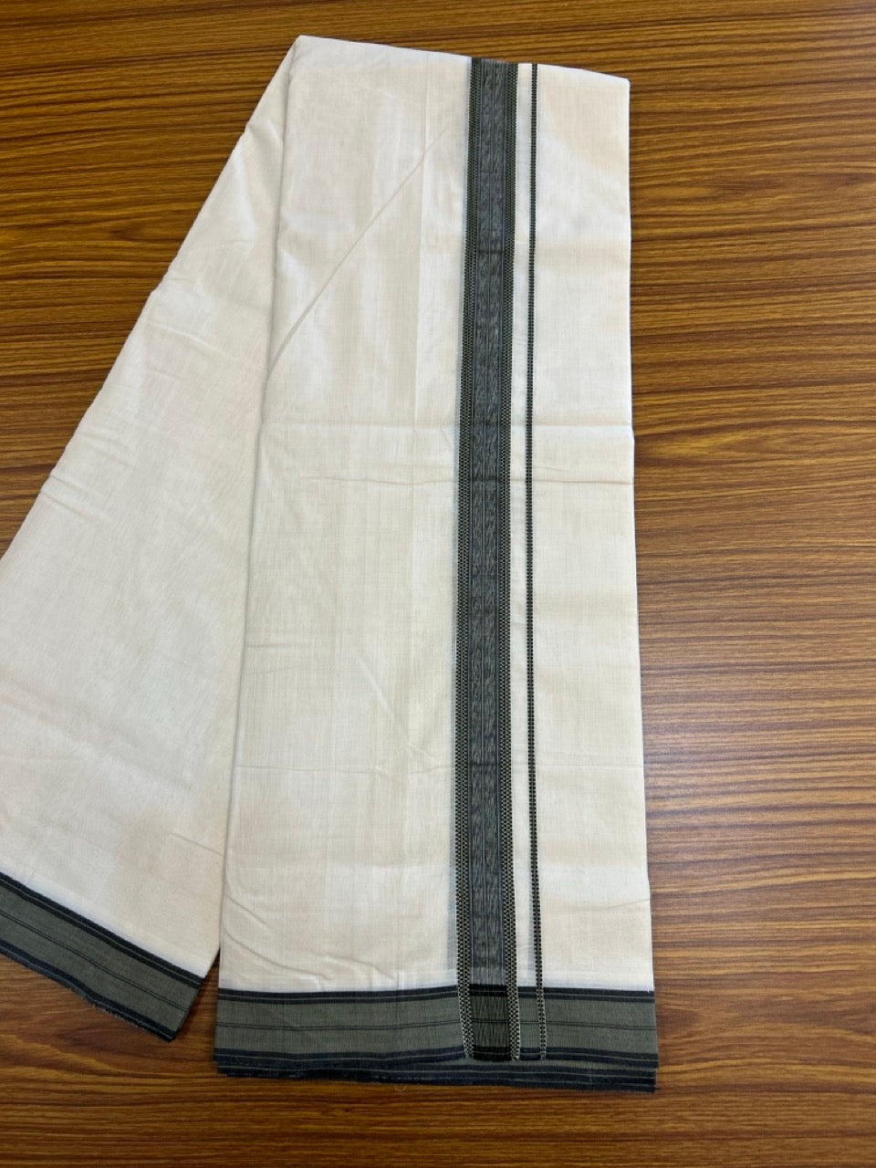 25% DISCOUNT!! KaithariKada HANDLOOM UNAKKUPAAV Balaramapuram - 100% PURE Cotton OFF White - (Unbleached) Double Mundu/Dothi - 100 x 80 - 1 inch Black Green Shaded 3.80 meter (8.5 mulam) - 41 KK5249 REA
