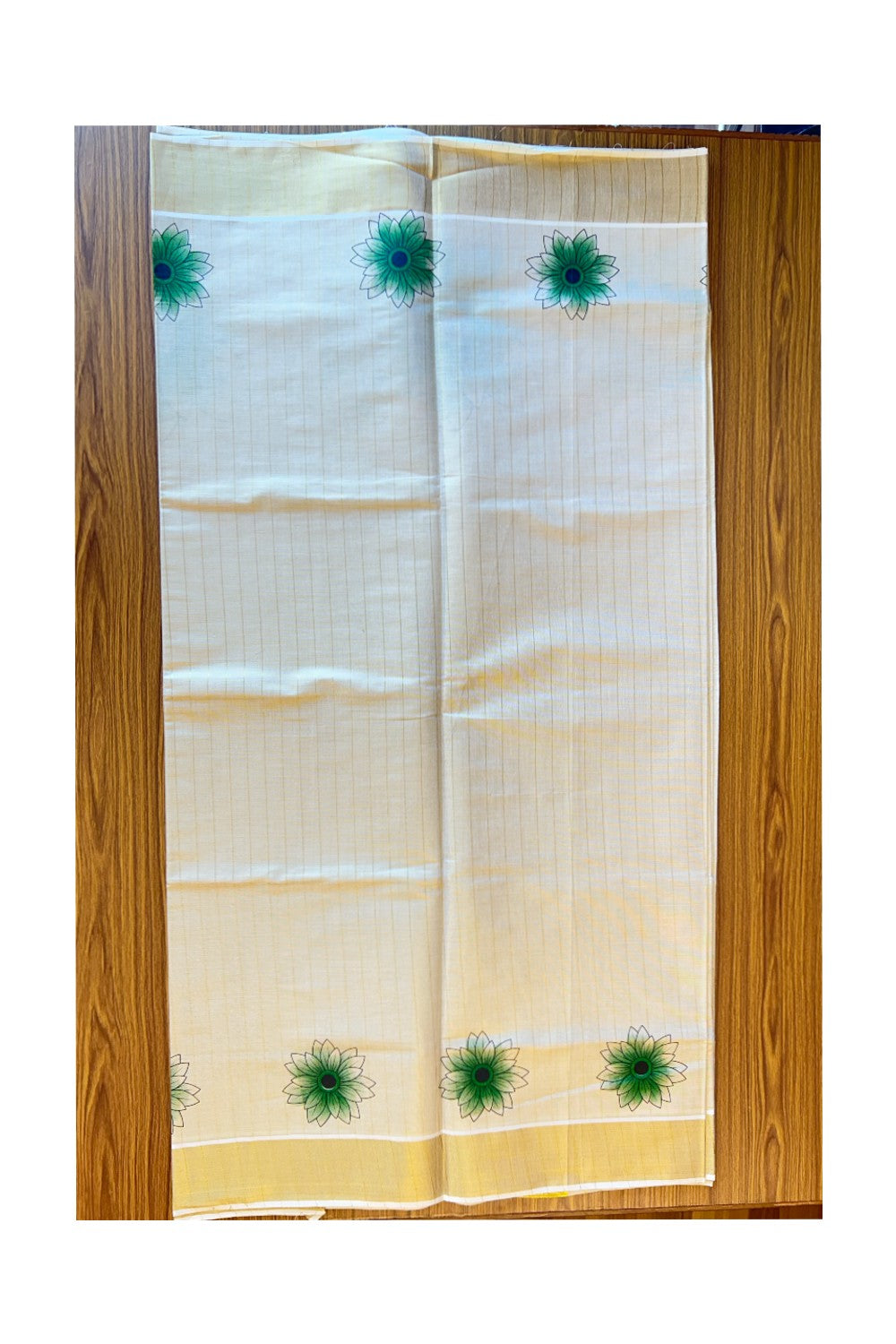25% Discount!! Kaitharikada Kerala Cotton 12 inch Gold & Green Flower Painted Design Tissue Kasavu Saree - 44KK303VIN