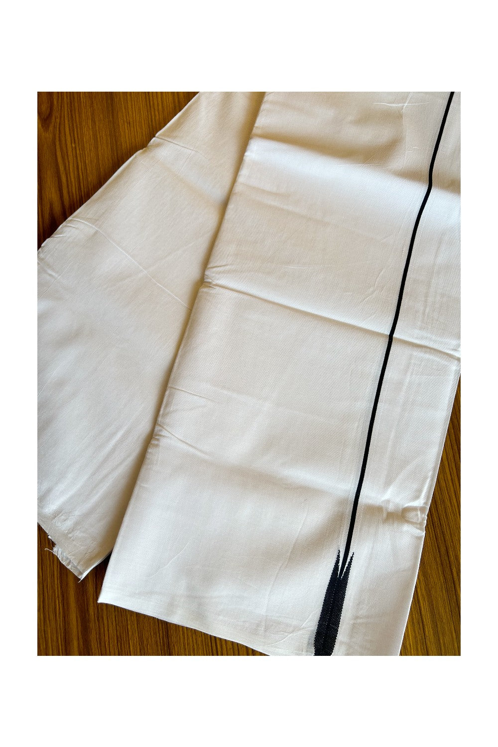 19% DISCOUNT!! KaithariKada Balaramapuram 100% Cotton PURE WHITE Double Mundu/Dhoti-100x100 0.5 inch 1 line black Puliyilakkara chutty - 45KK412ASH