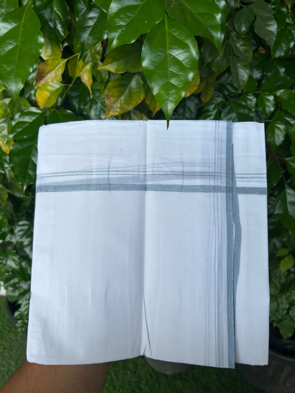20% DISCOUNT!! NEW!! KaithariKada Balaramapuram 100% Cotton PURE WHITE Double Mundu/Dhoti - (100x80)s - 0.5 inch Peacock Blue Kara - 46 KK5249 VIN
