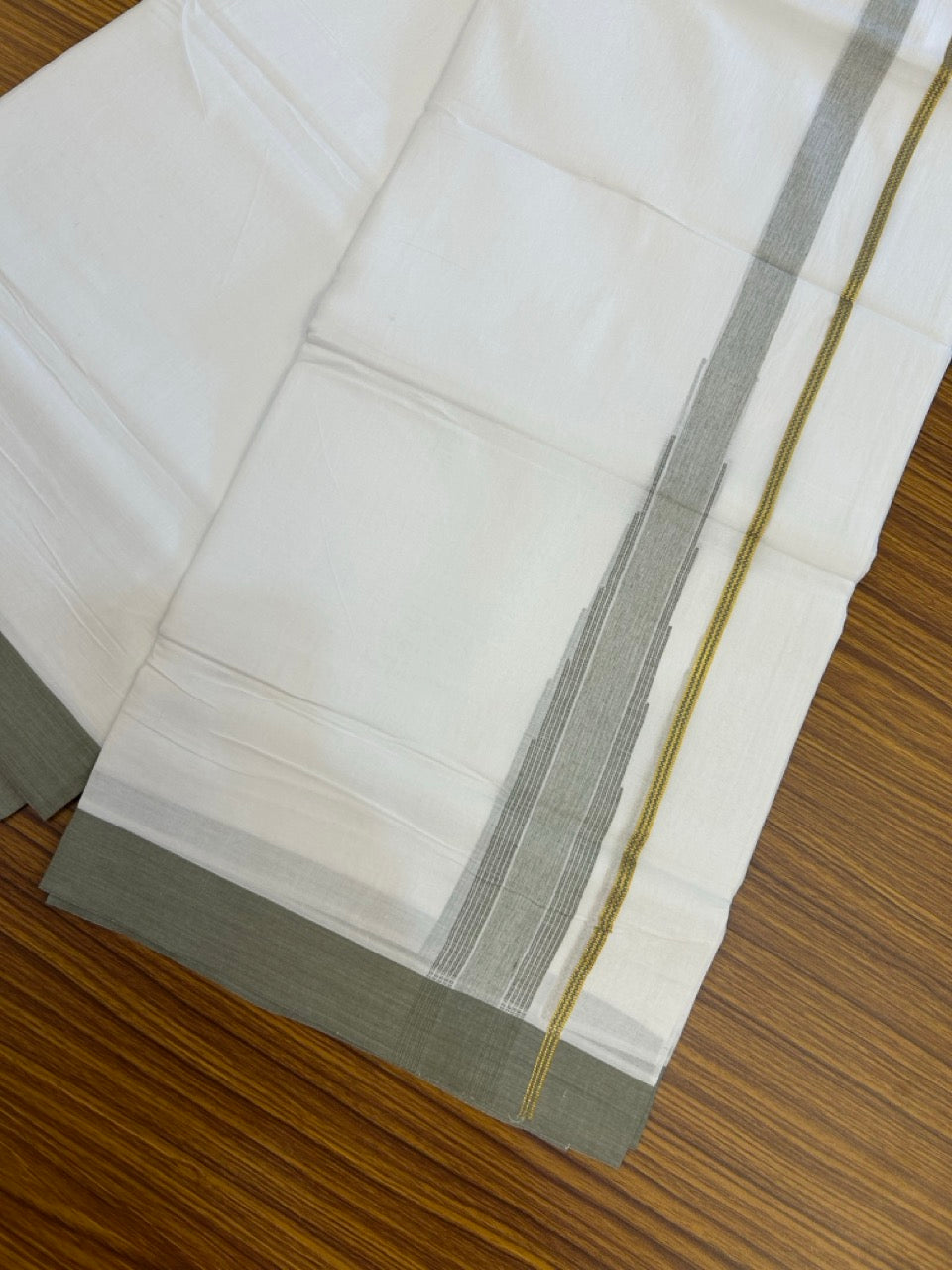 24% Discount! KaithariKada Balaramapuram 100% Cotton Pure white Double Mundu/Dhoti - (100x80)s - 1.5 inch Puliyilakkara Ash Green Stripes Chutty Gold Kasav - 46 KK5258 THI