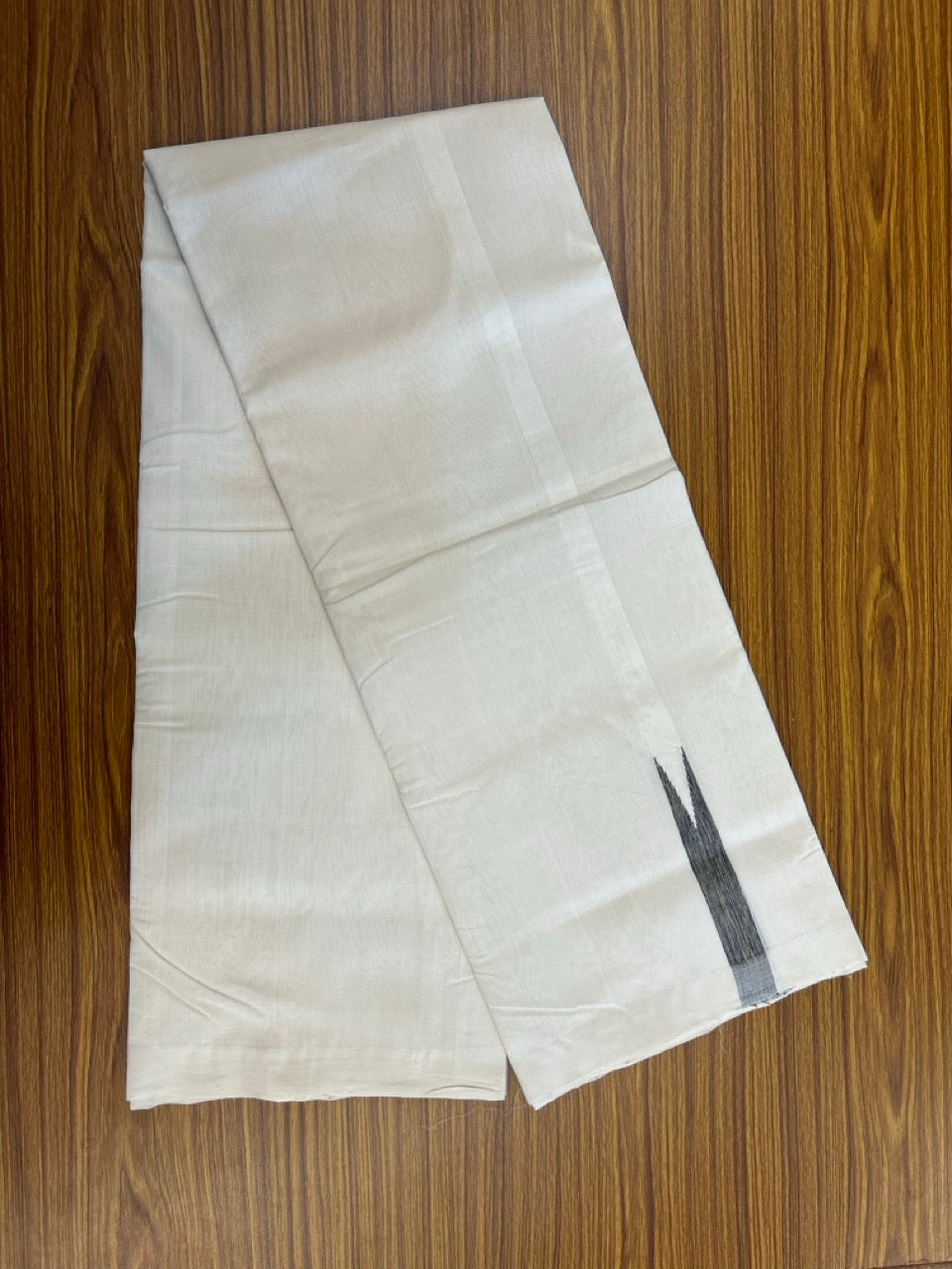 25% DISCOUNT!! KaithariKada HANDLOOM UNAKKUPAAV Balaramapuram - 100% PURE Cotton OFF White - (Unbleached) Double Mundu/Dothi - 120 x 100 - 1 inch Chutty Black Sand Yellow Kara 4 meter - 47 KK5249 REA